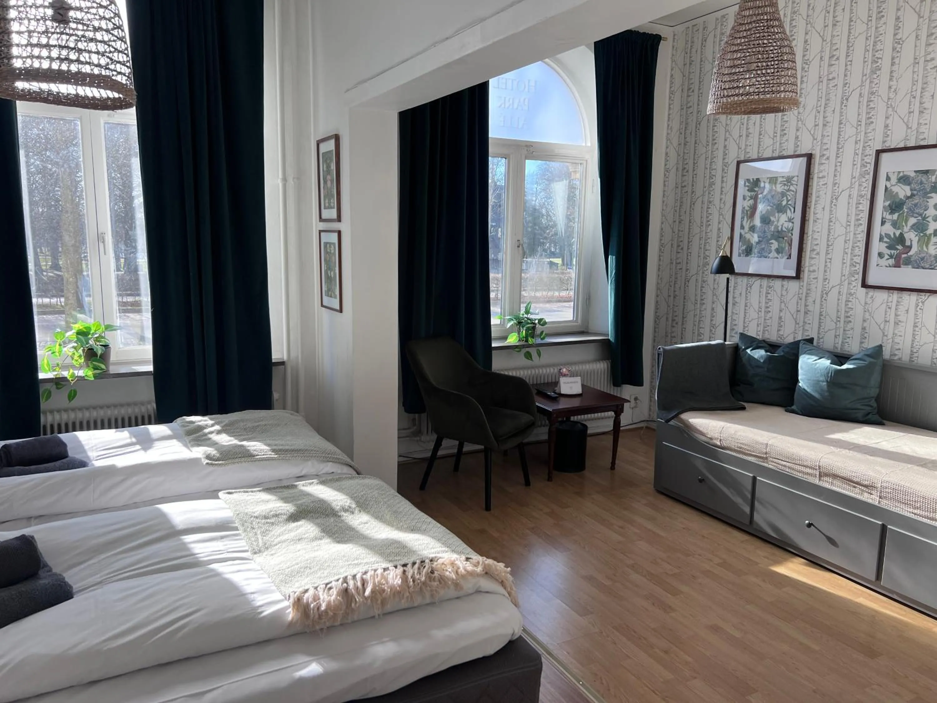 Photo of the whole room, Bed in Hotel Park Allé