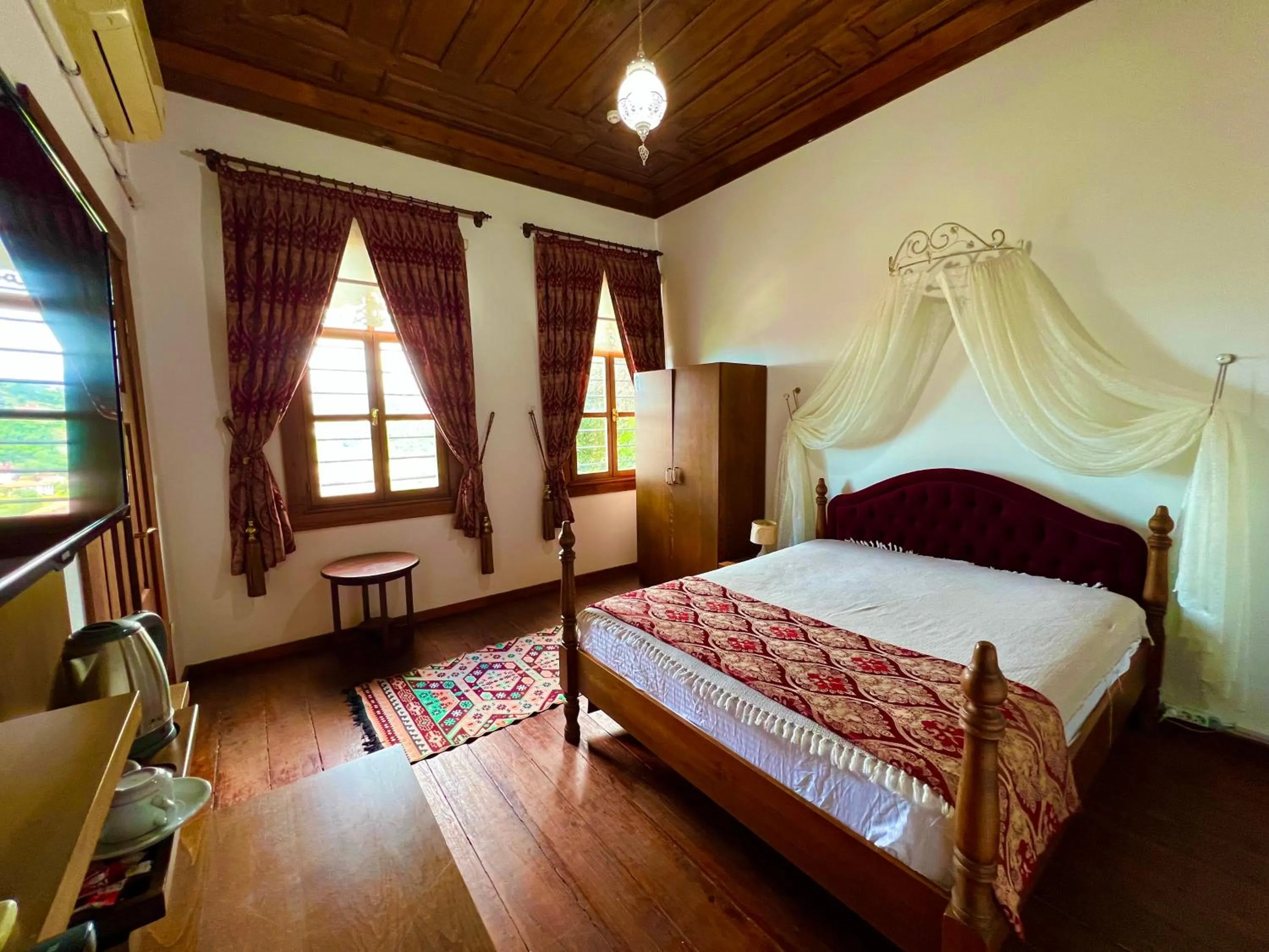 Photo of the whole room in Mehmet Efendi Mansion & Hotel