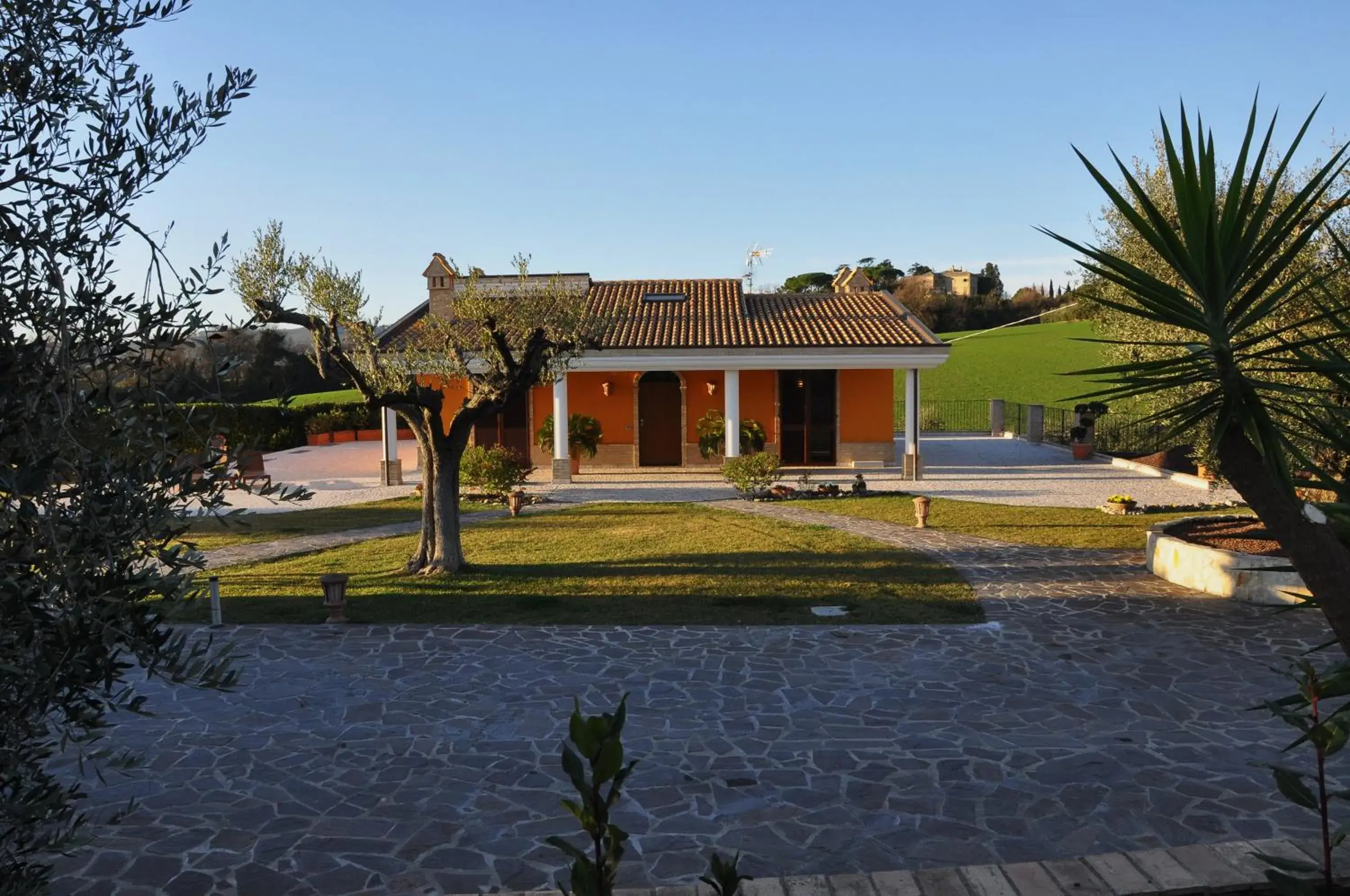 B&B Agrifoglio B&B Agrifoglio