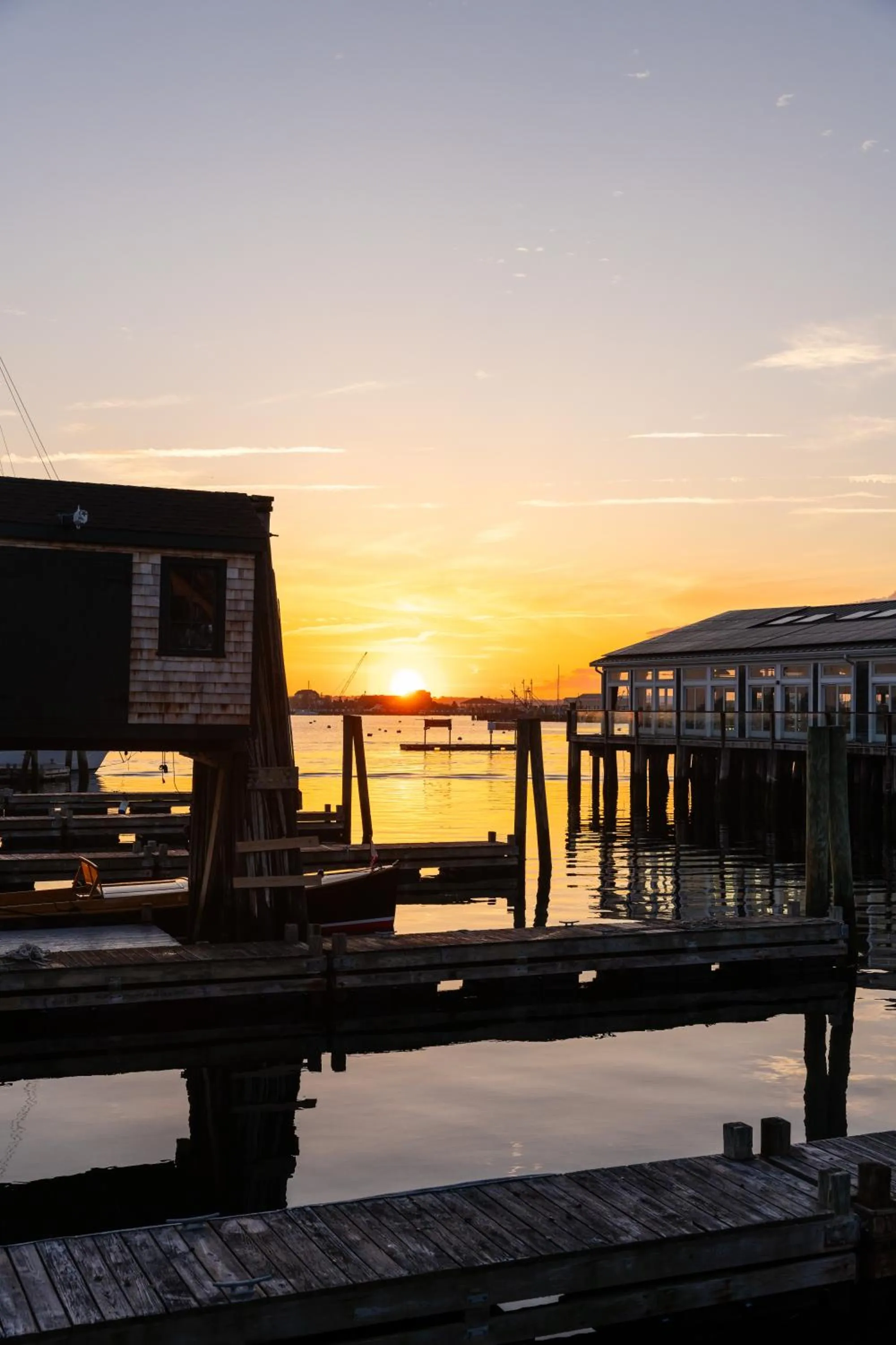 Sunset in Newport Beach Hotel & Suites