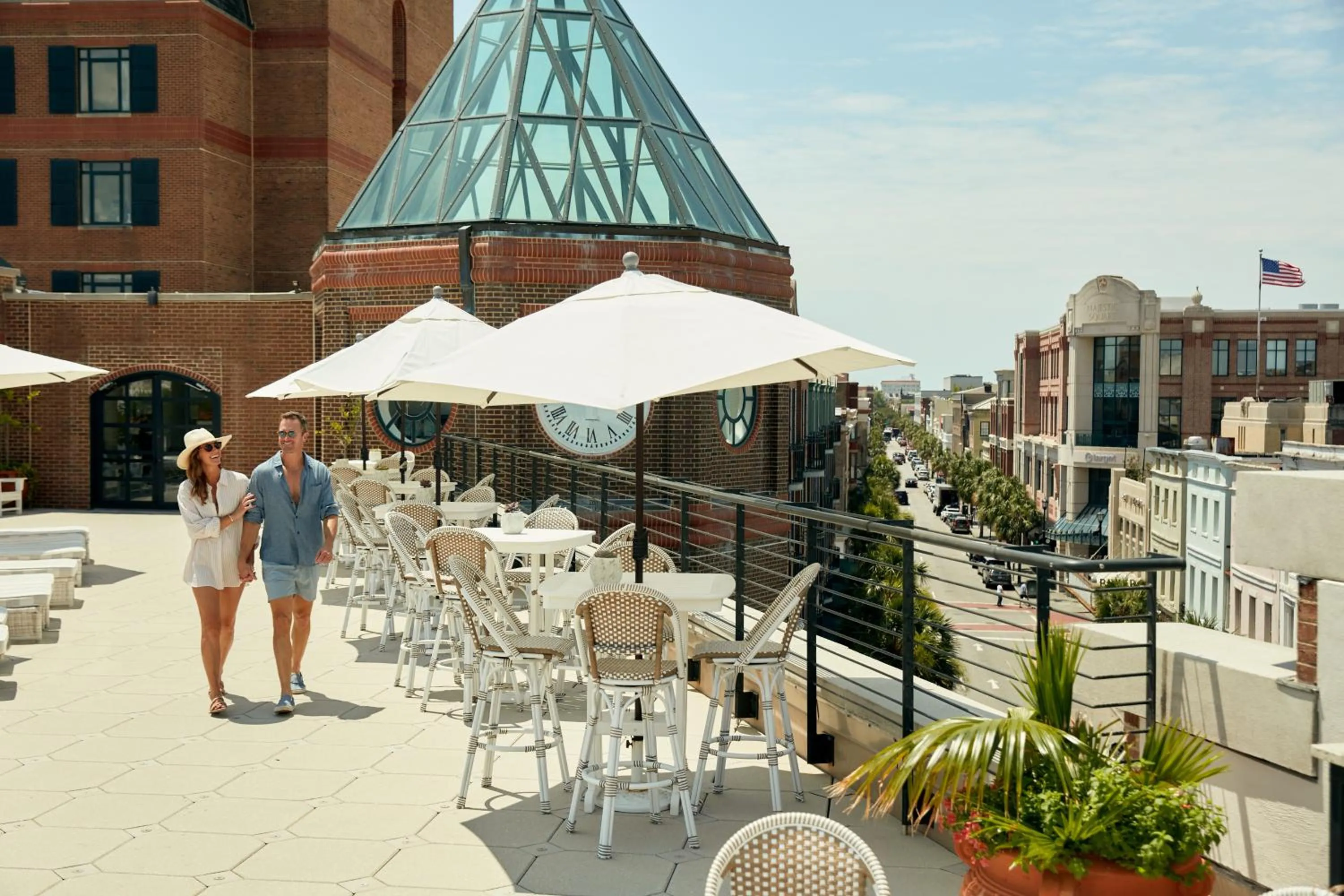 Lounge or bar in The Charleston Place