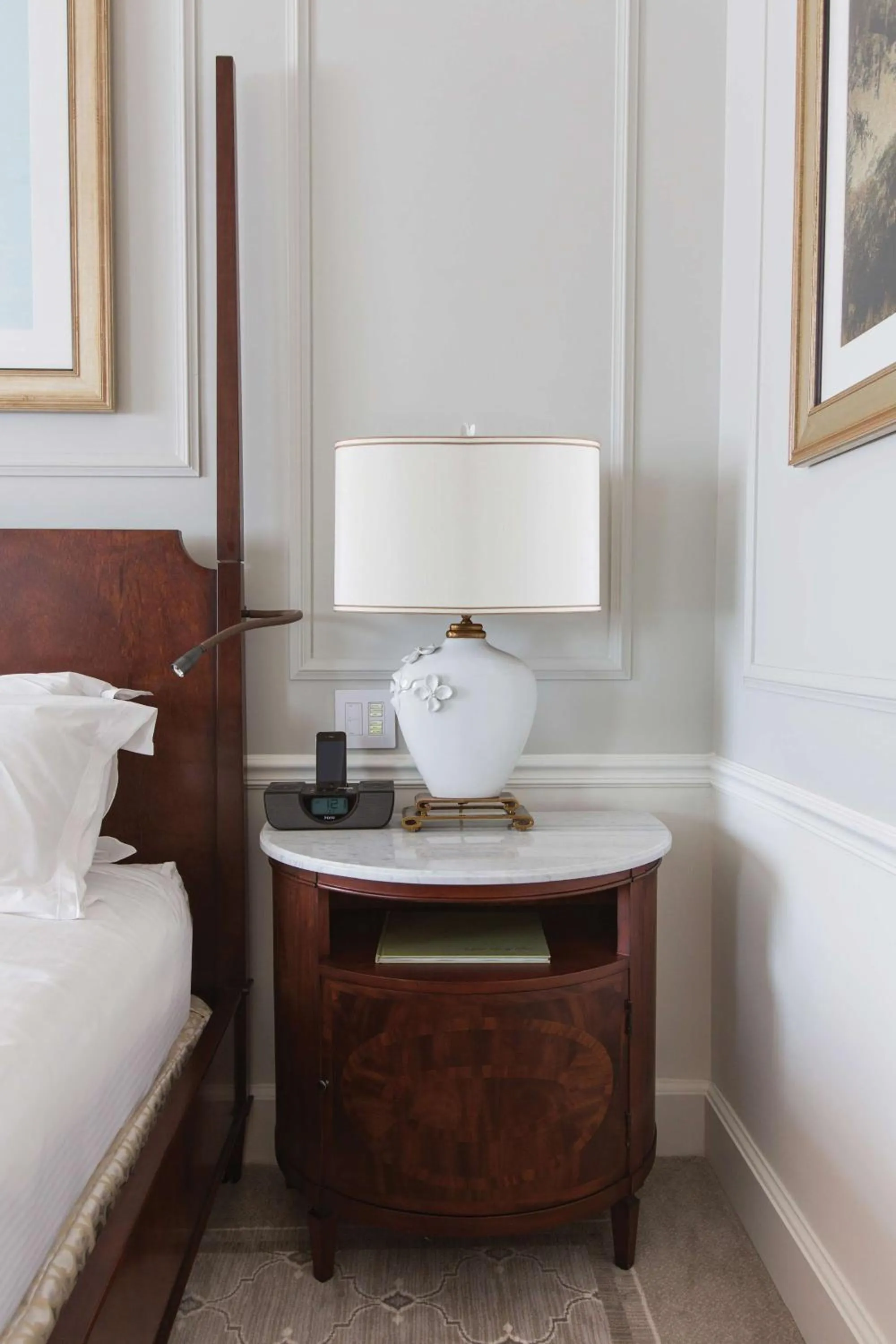 Photo of the whole room, Bed in The Charleston Place