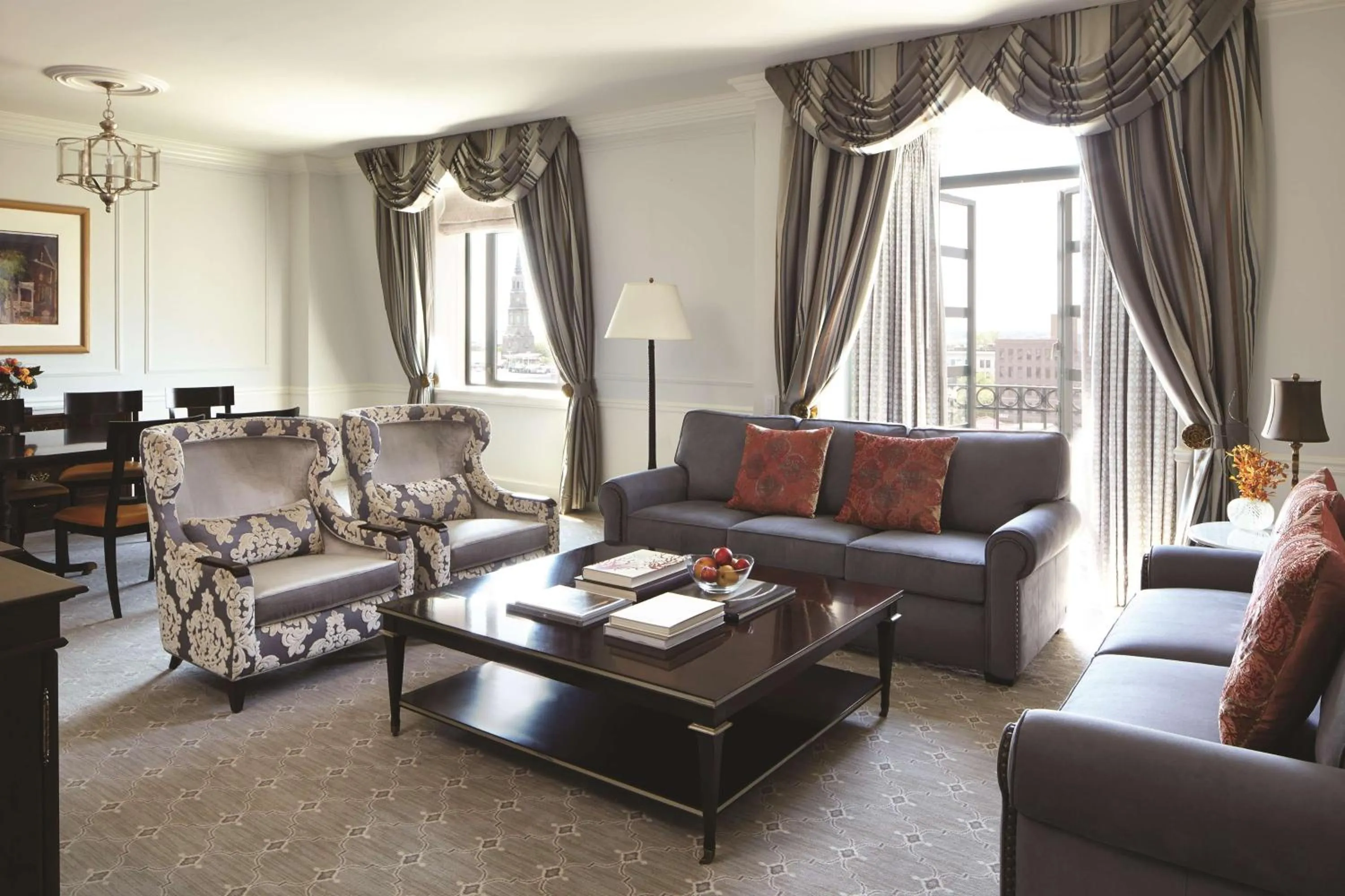 Photo of the whole room in The Charleston Place