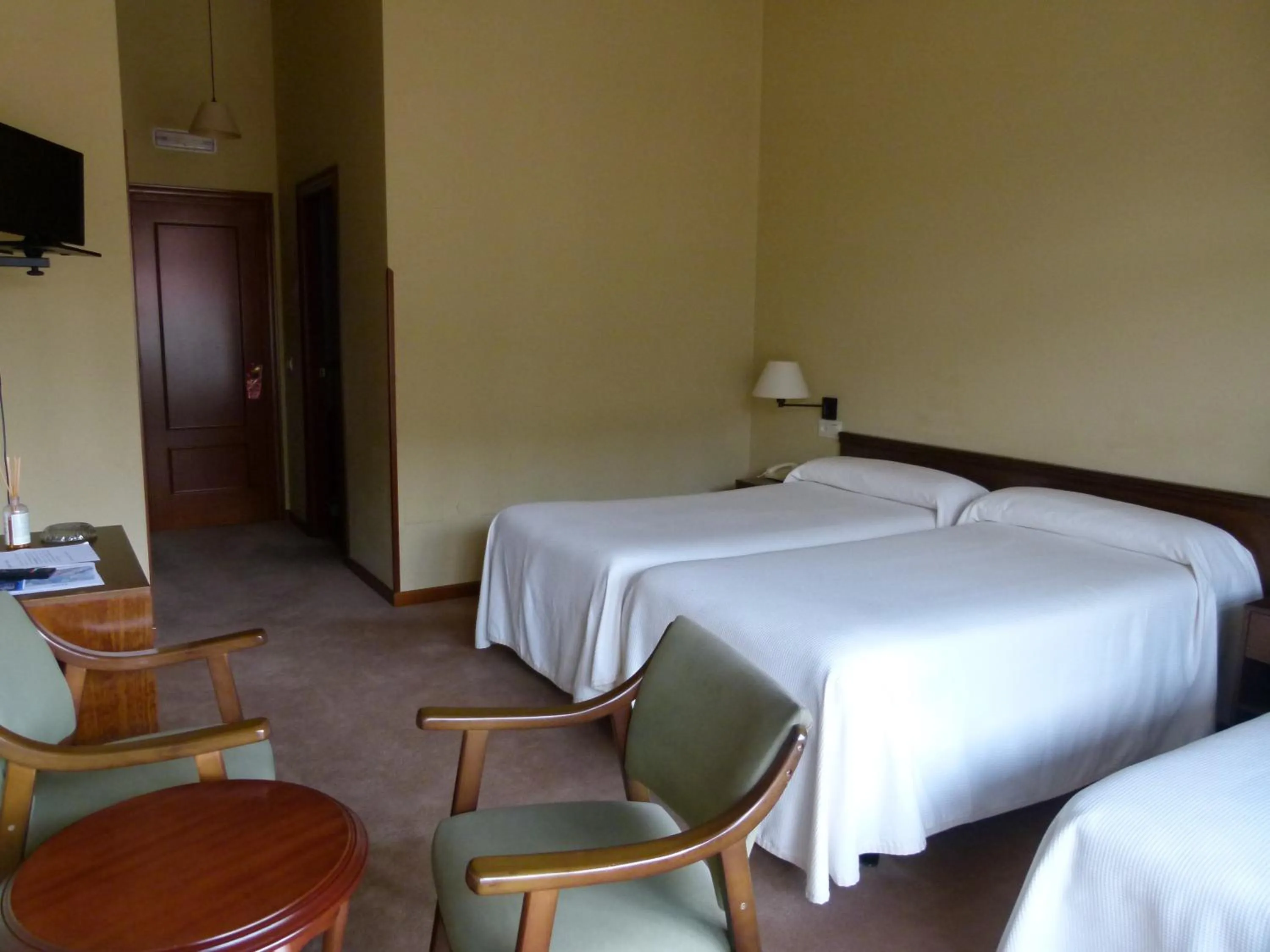Photo of the whole room, Bed in Hotel Finca Los Venancios