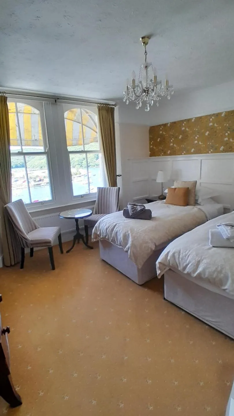 Bed in Dolphin Guest House