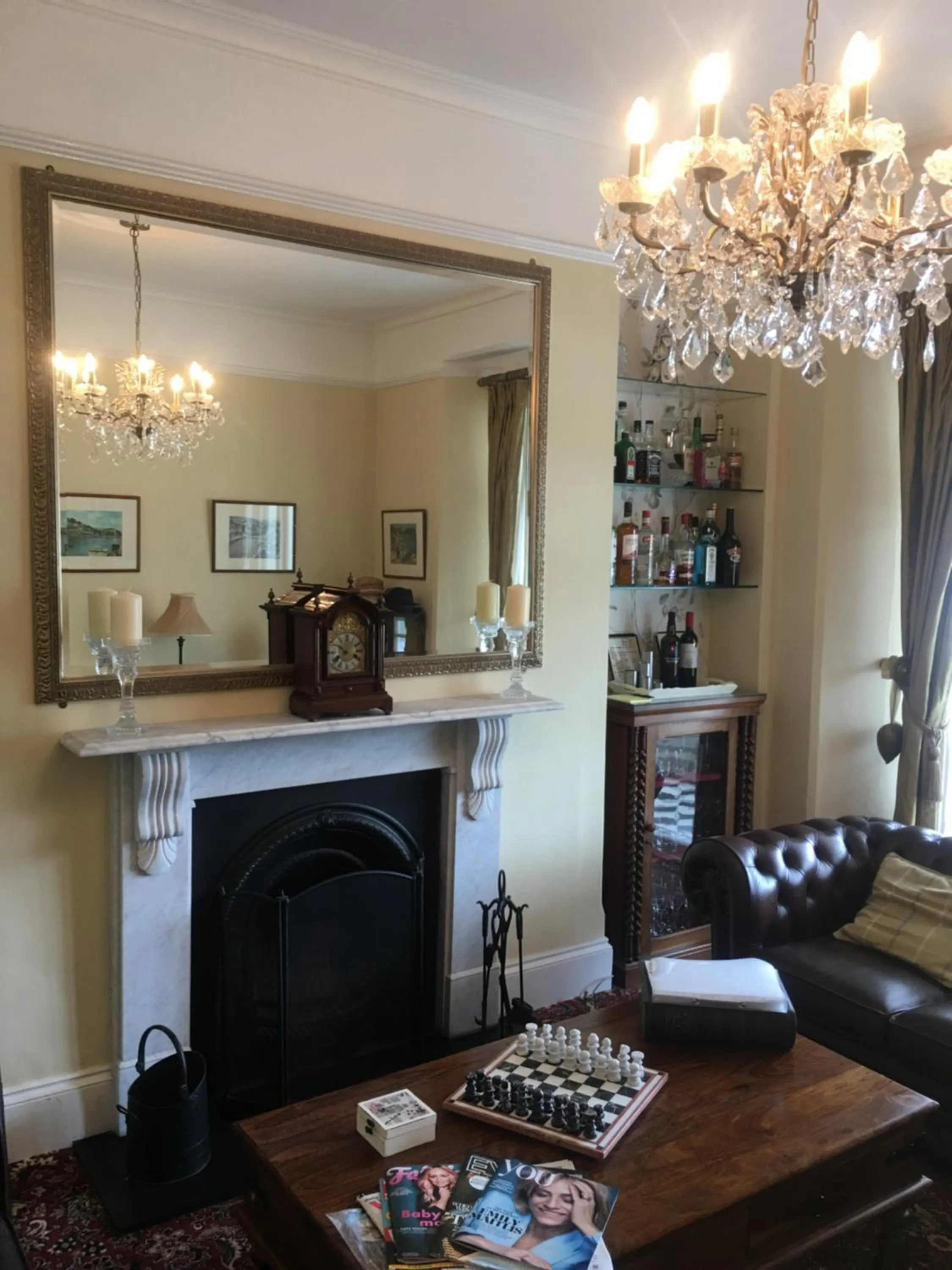 Living room in Dolphin Guest House