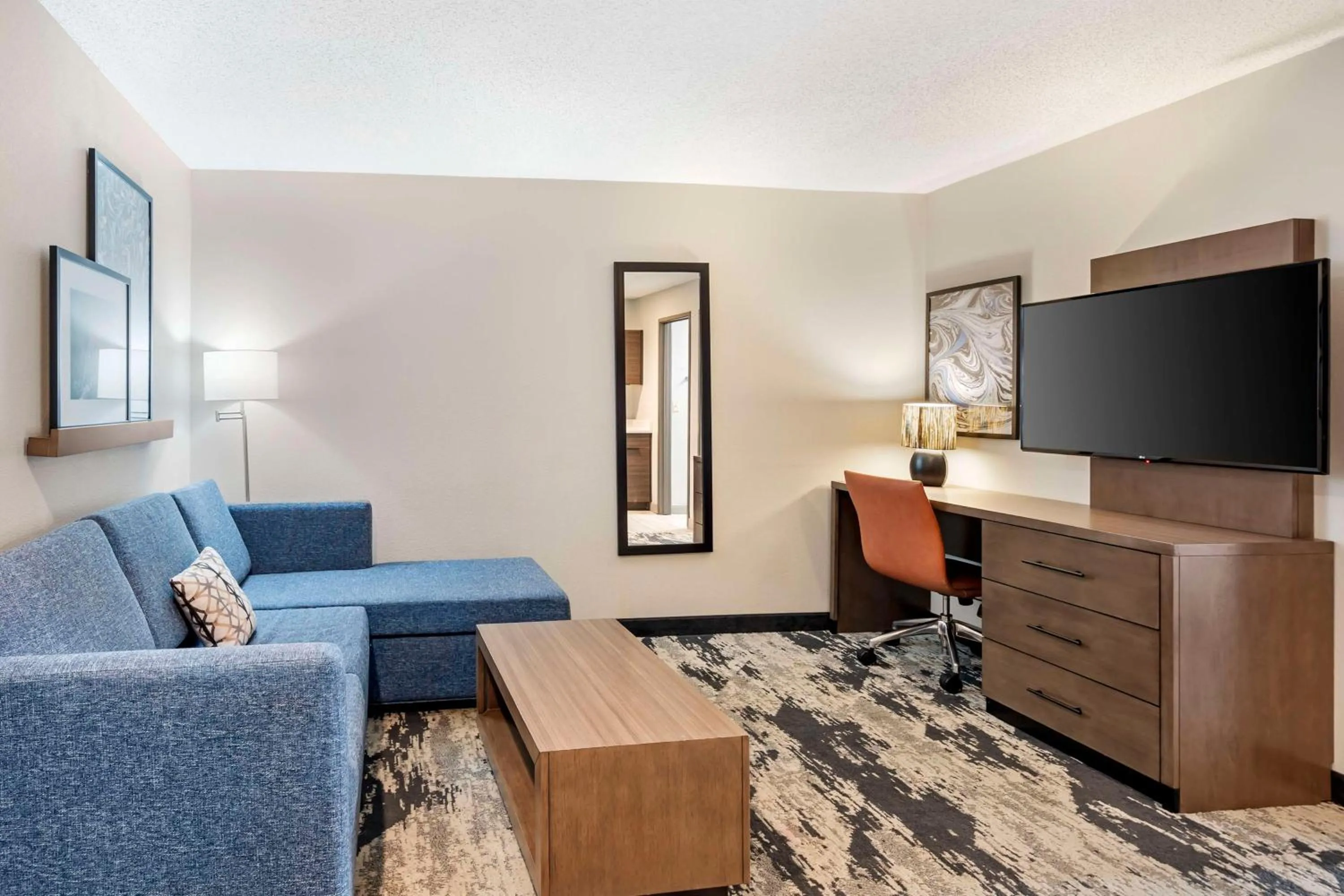 Photo of the whole room in Best Western Plus Bourbonnais Hotel & Suites