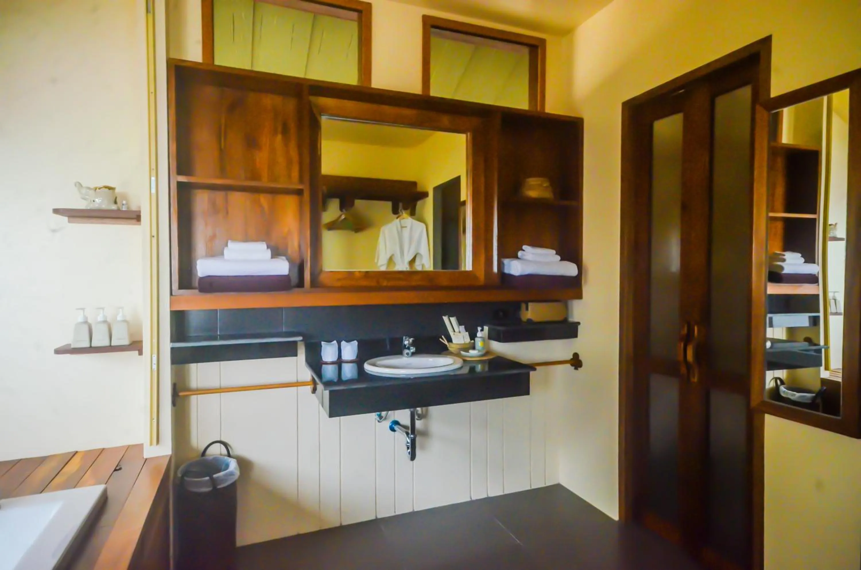 Toilet in Koh Yao Yai Hillside Resort