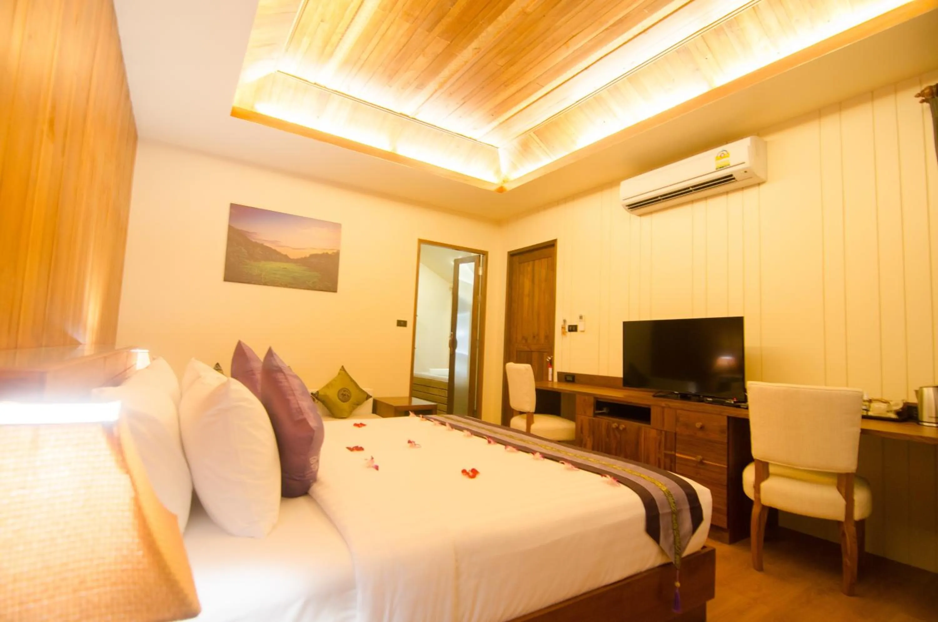 Bedroom, Bed in Koh Yao Yai Hillside Resort