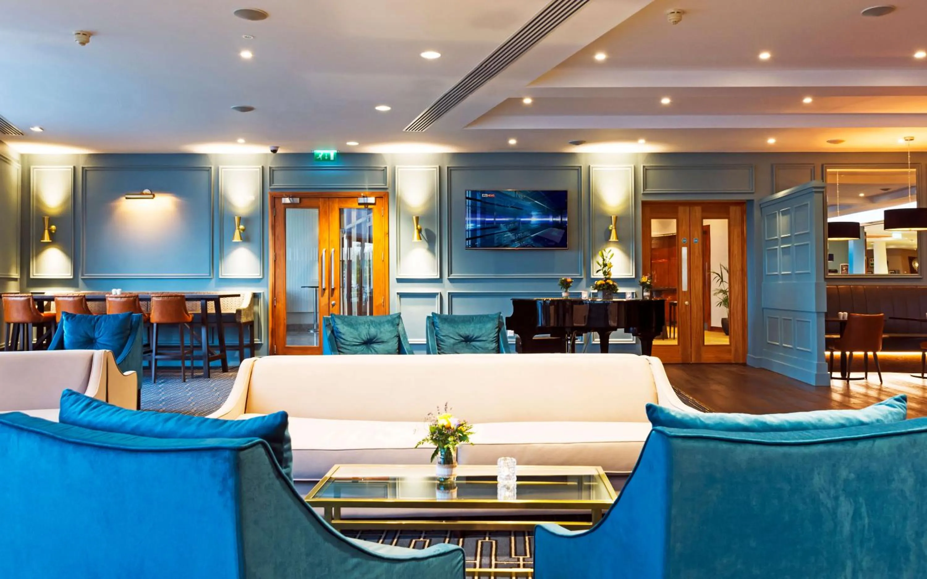 Restaurant/places to eat in CityNorth Hotel & Conference Centre