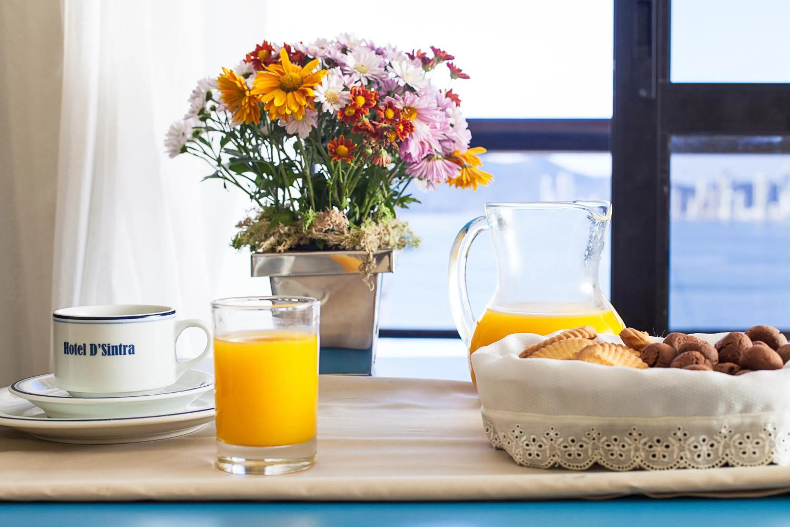 Restaurant/places to eat in Hotel D'sintra