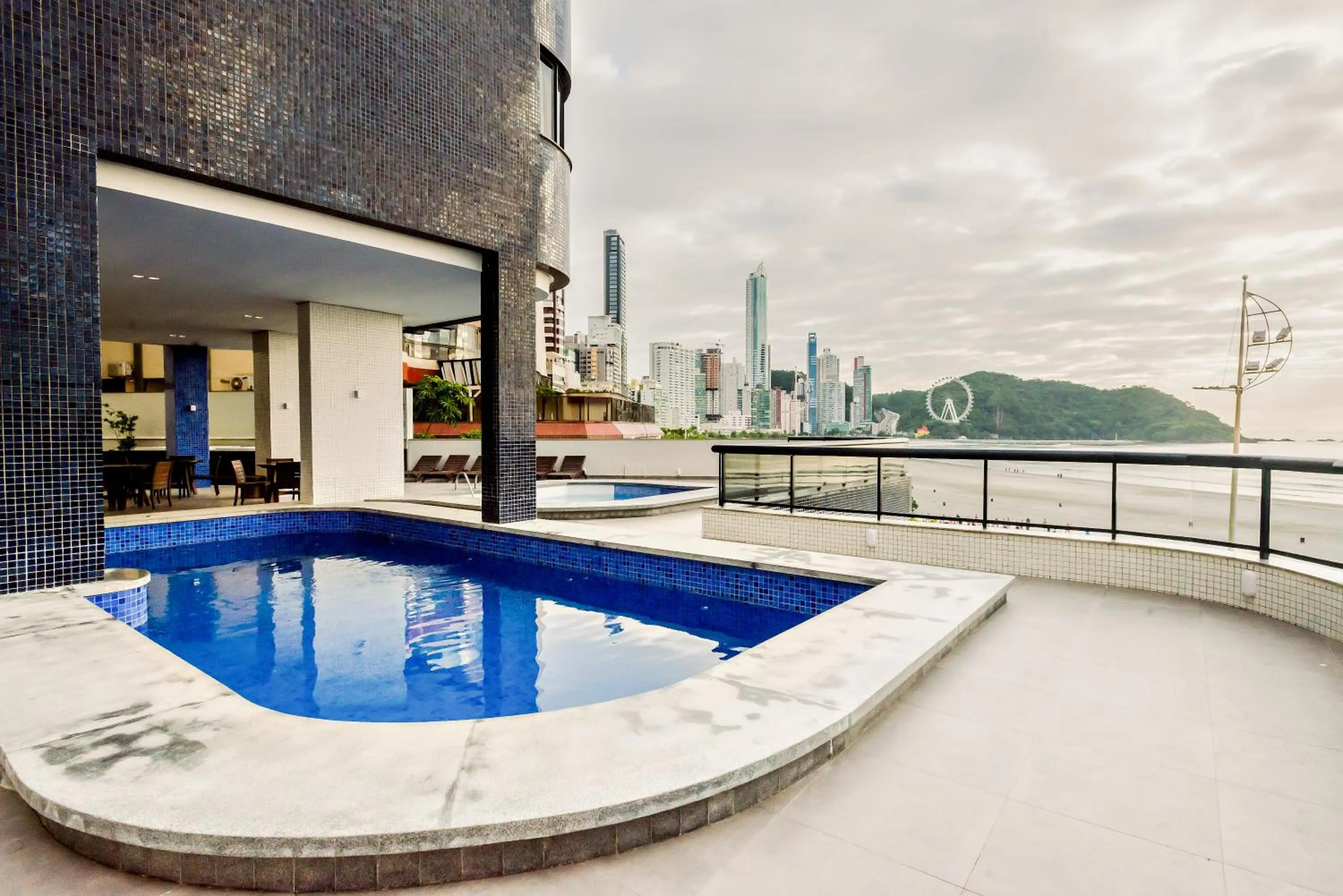 Swimming pool in Hotel D'sintra