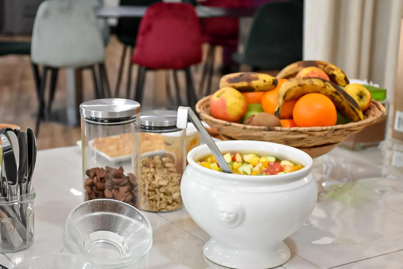 Breakfast in L'Auberg'ine - Maison Glenn Anna