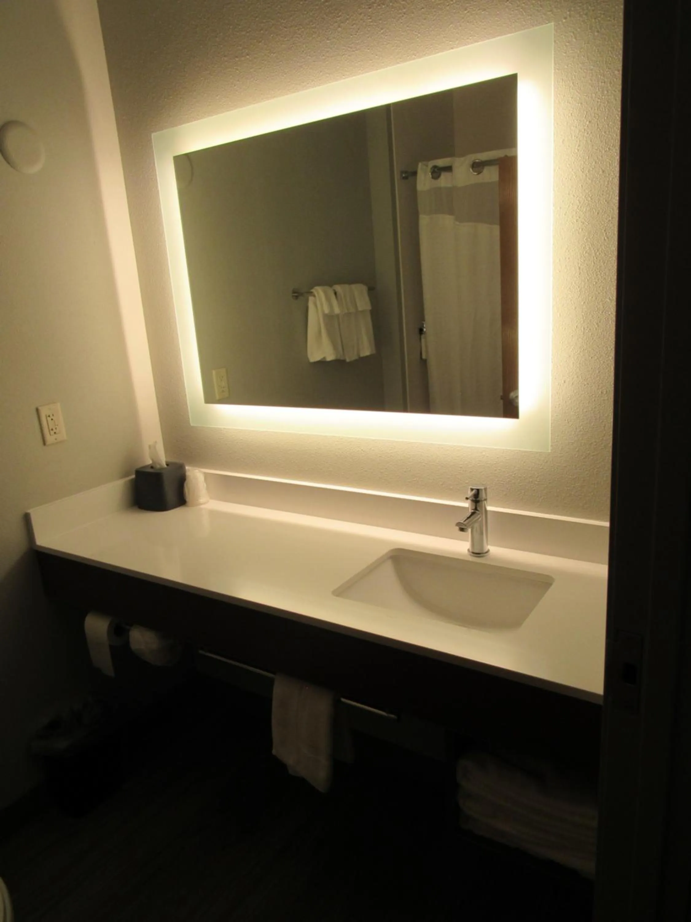 Bathroom in Holiday Inn Express Hotel & Suites Lincoln South by IHG