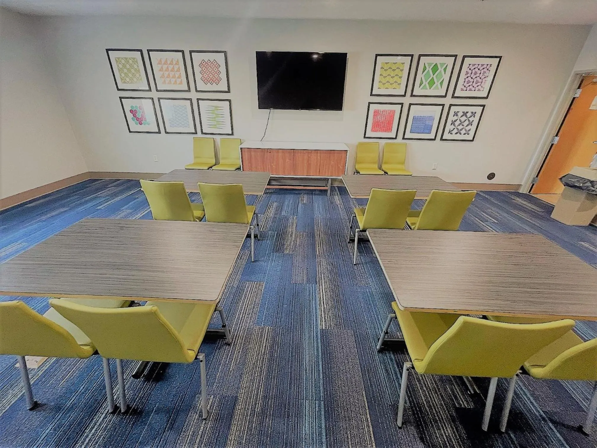 Meeting/conference room in Holiday Inn Express Hotel & Suites Lincoln South by IHG