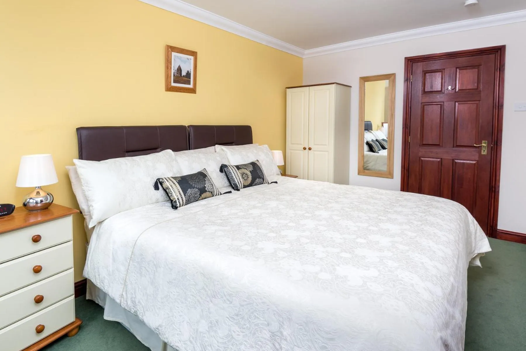 Bed in B&B Meadow View