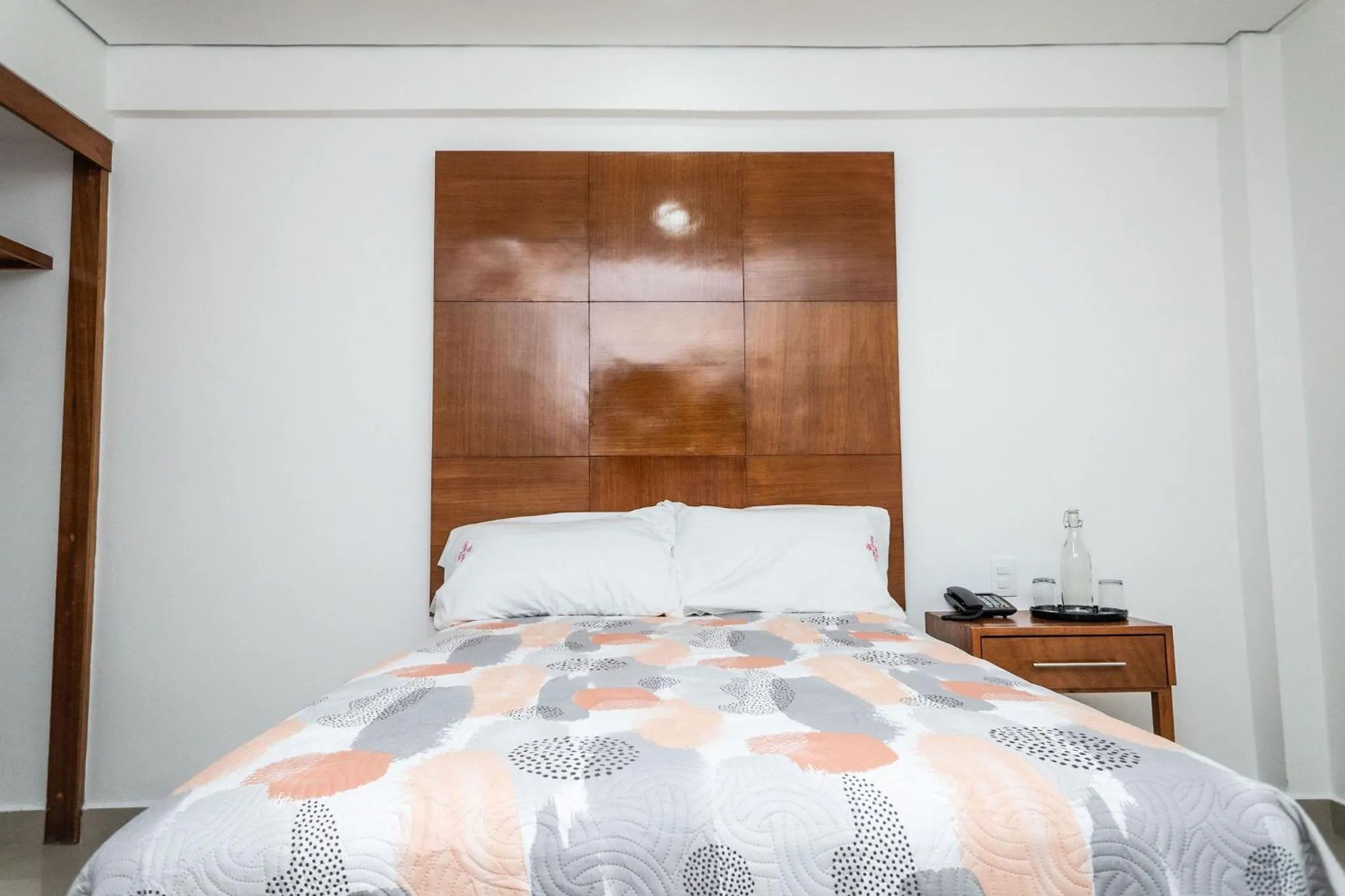 Bed in Hotel Suites Gaby