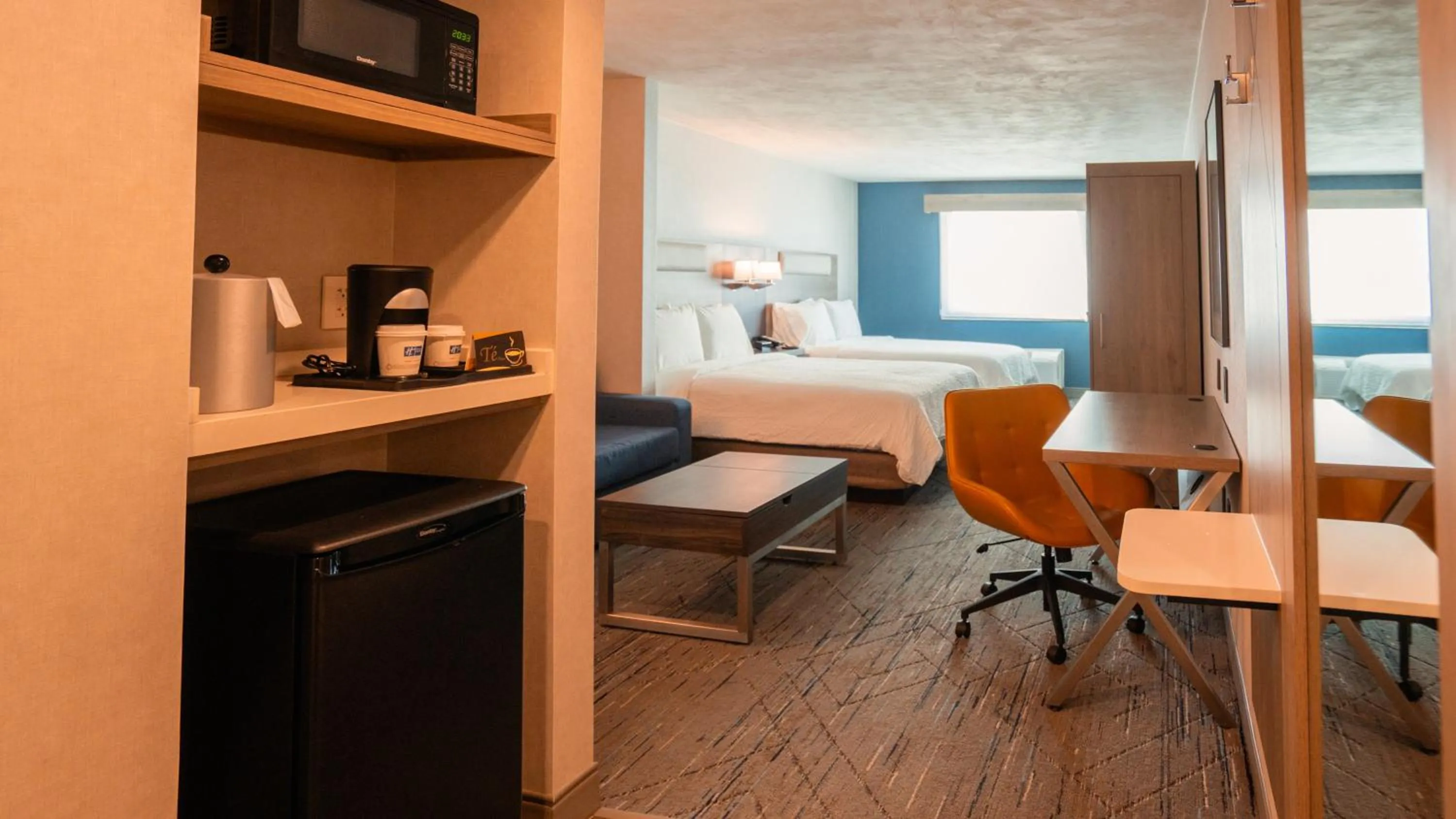 Photo of the whole room, Bed in Holiday Inn Express Hotel & Suites CD. Juarez - Las Misiones by IHG