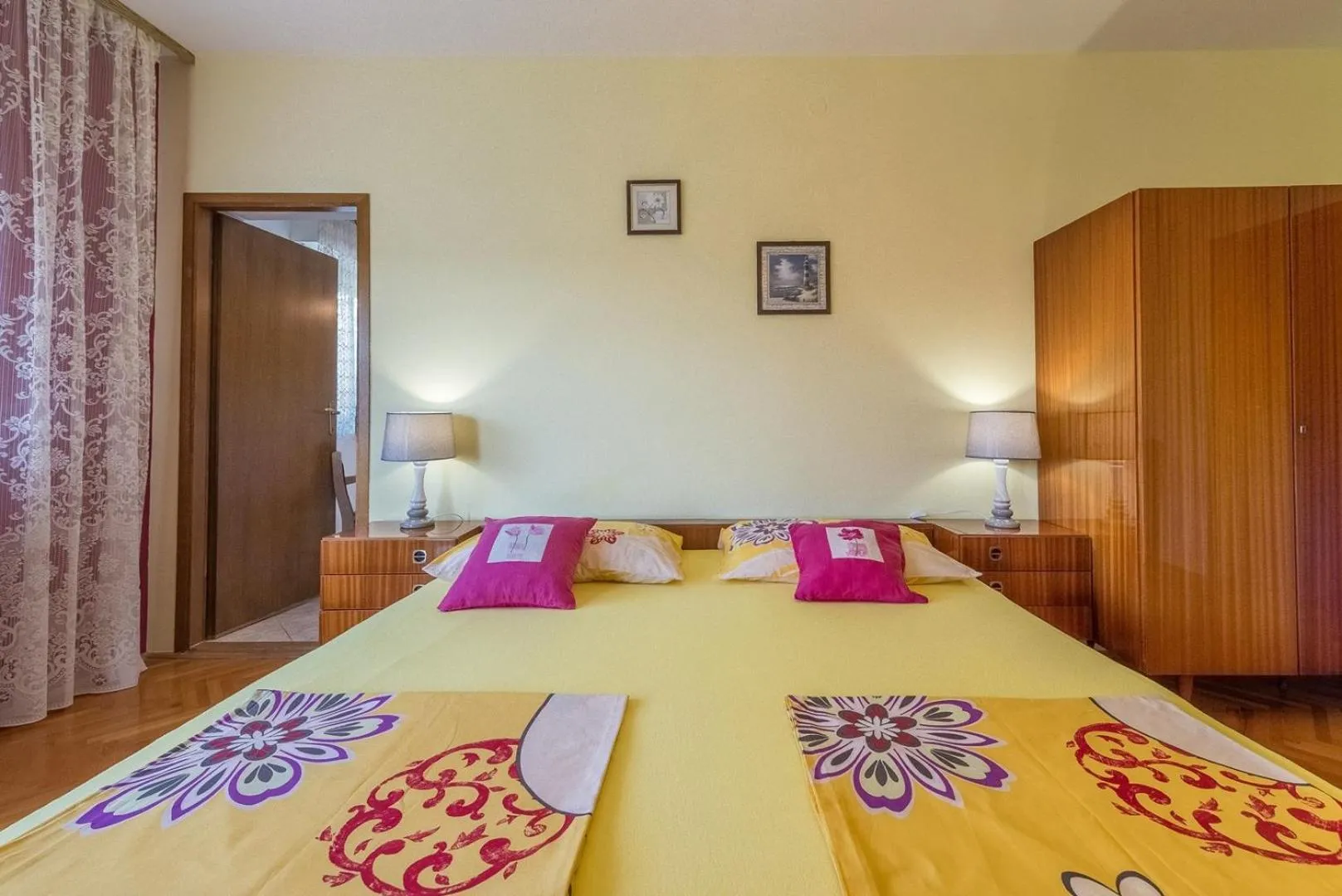 Bed in Apartments Kostović