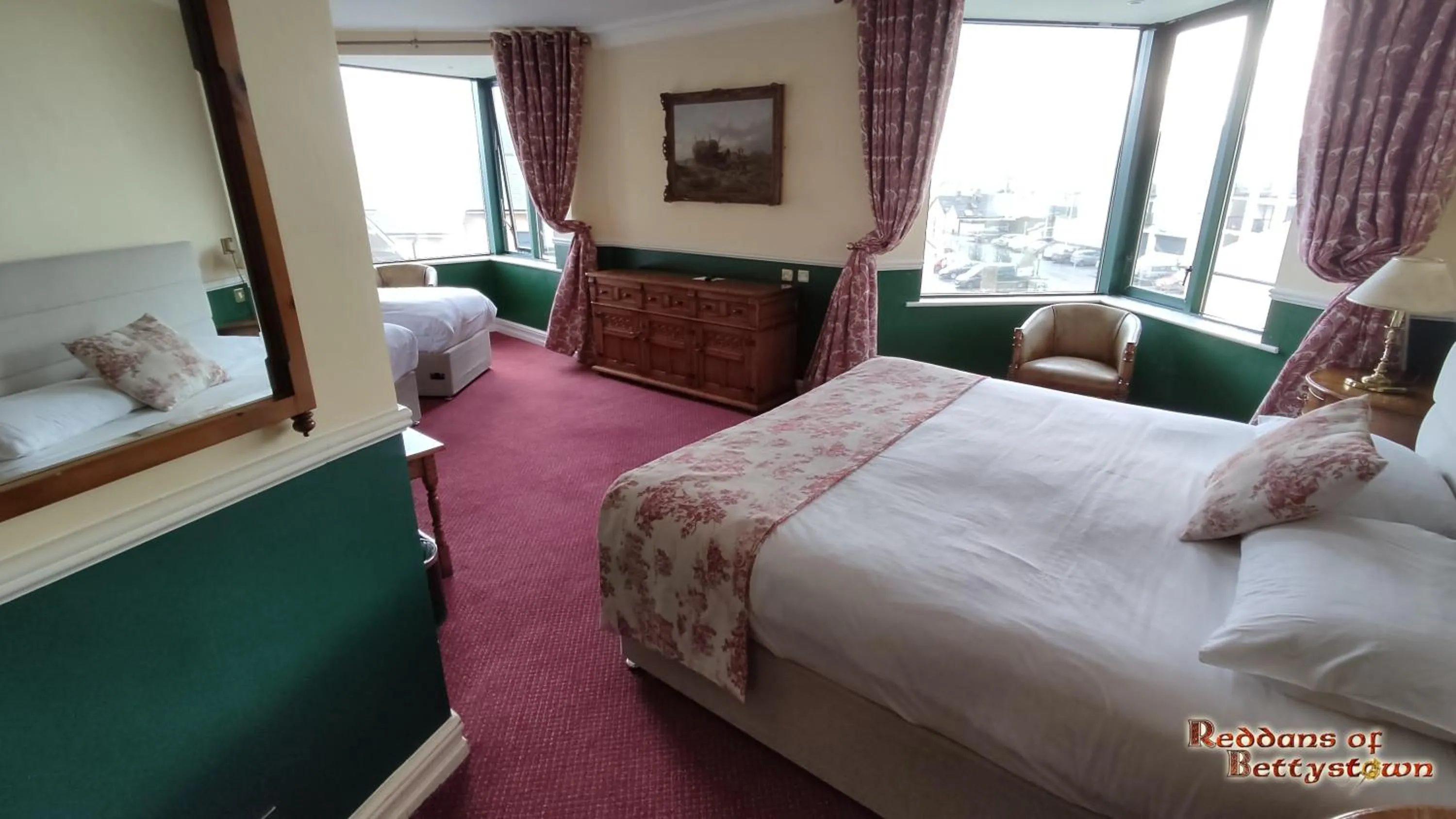 Reddans of Bettystown Luxury Bed & Breakfast, Restaurant and Bar