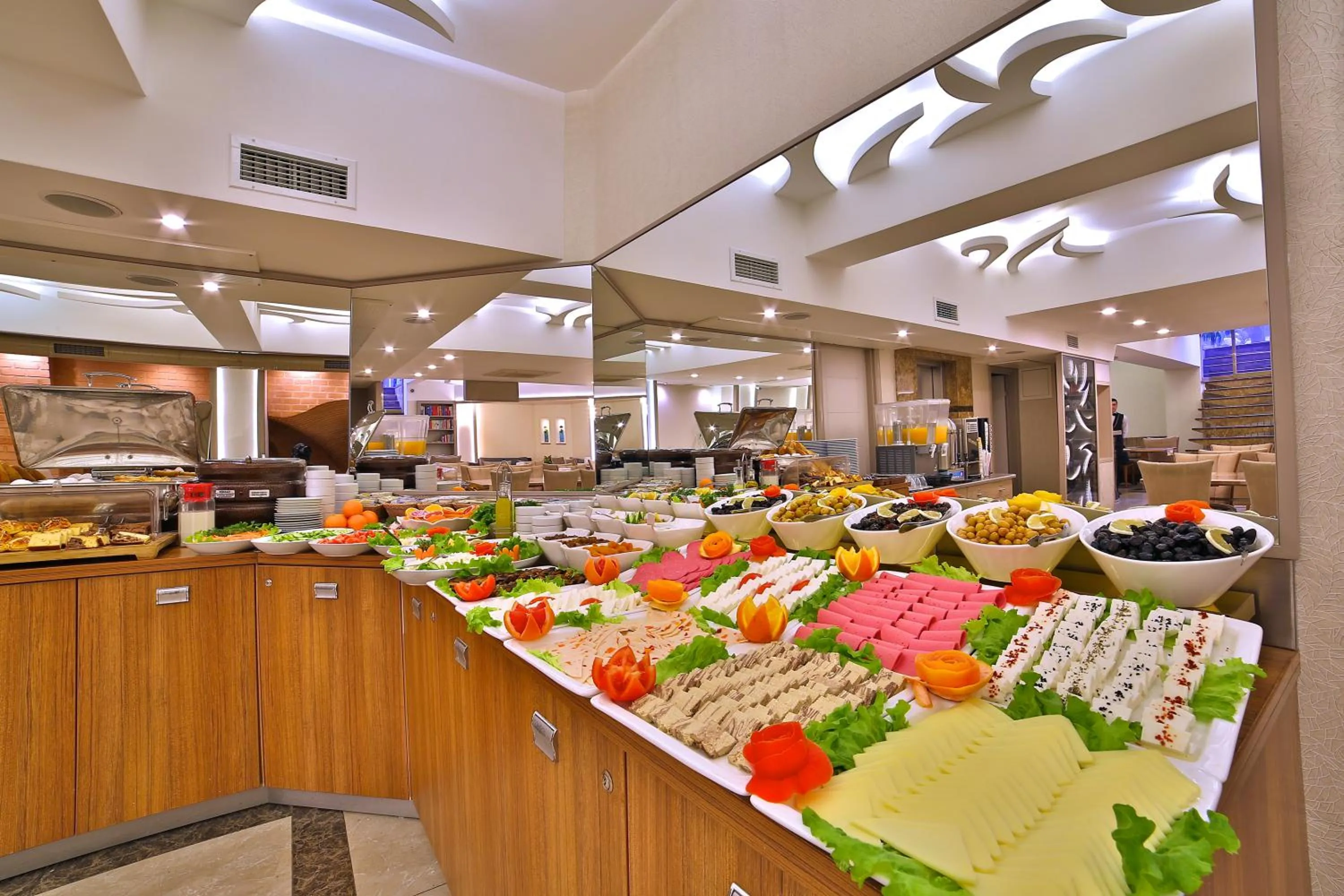 Restaurant/places to eat in Hotel Resitpasa Istanbul