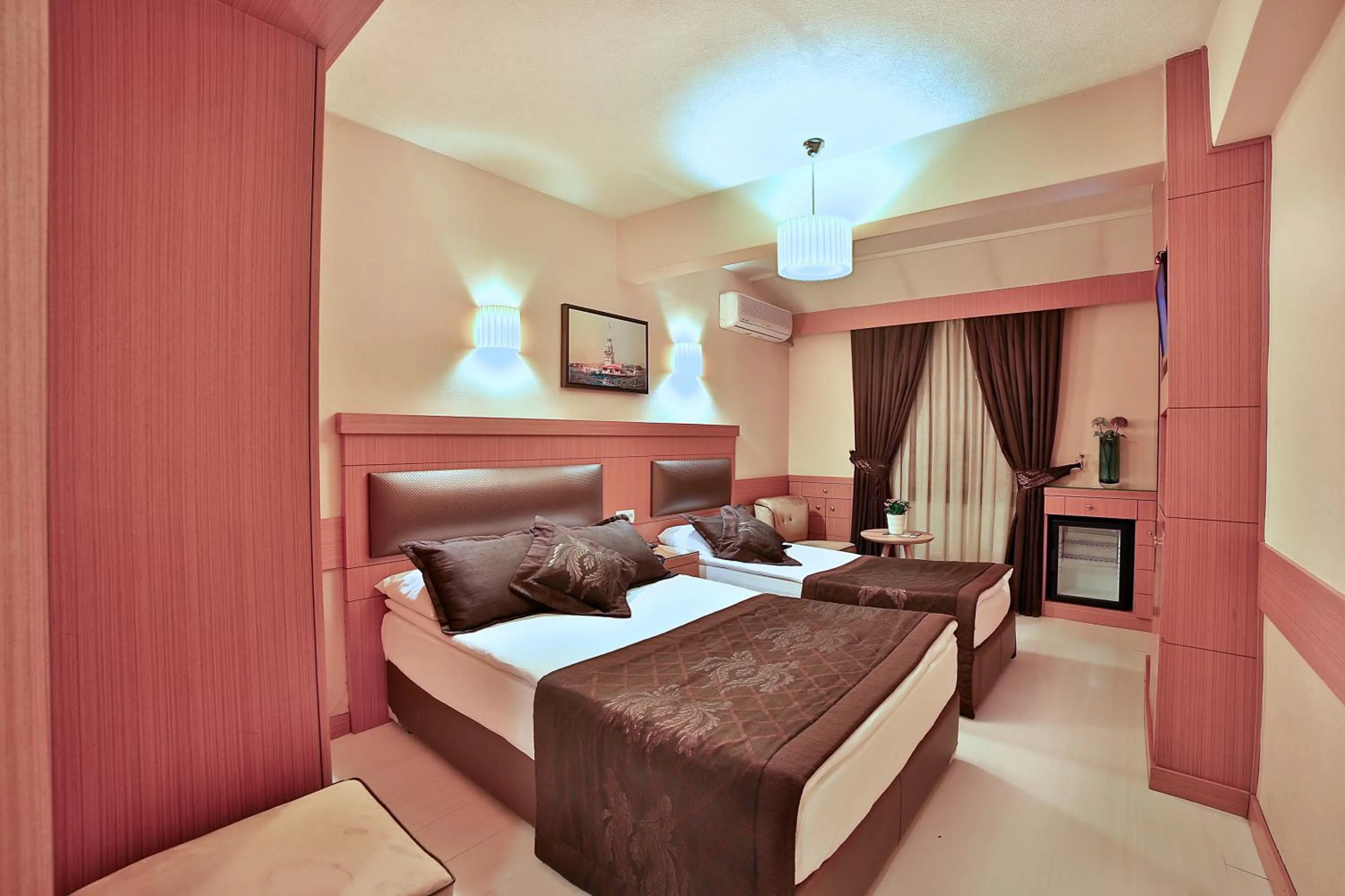 Bed in Hotel Resitpasa Istanbul