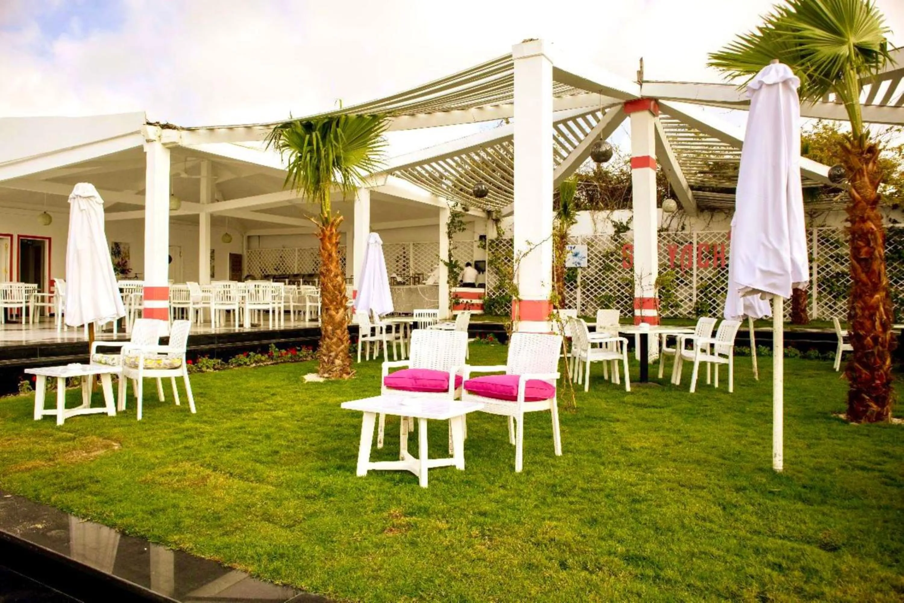 Beach in Paradise Inn Beach Resort