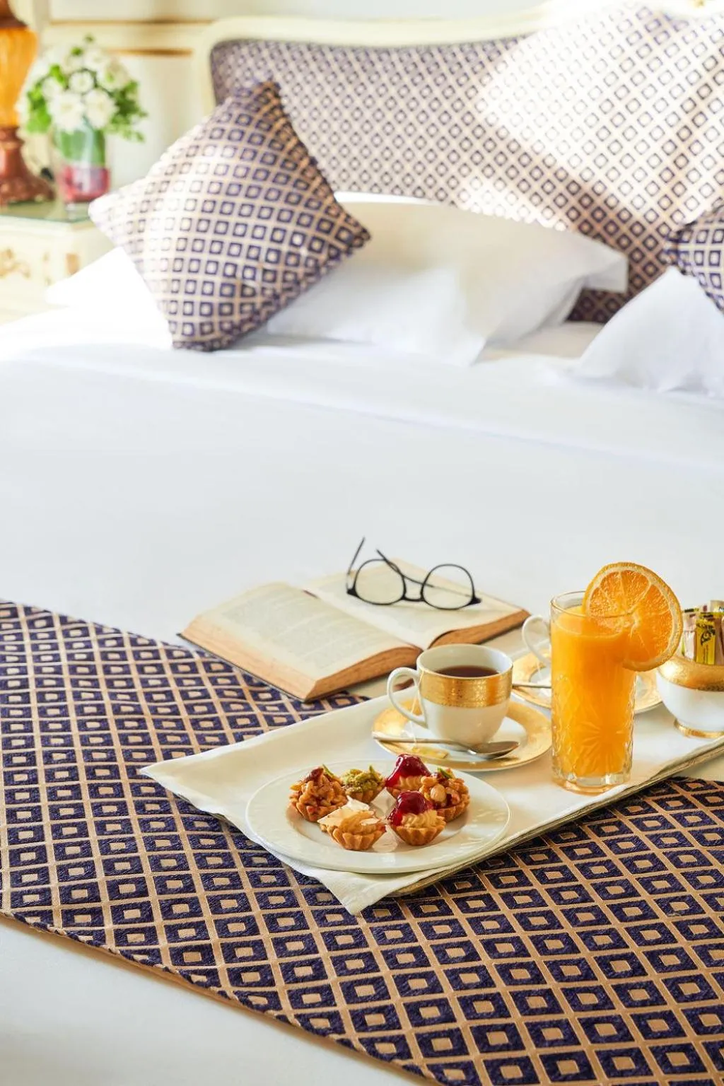 Bed in Le Metropole Luxury Heritage Hotel Since 1902 by Paradise Inn Group