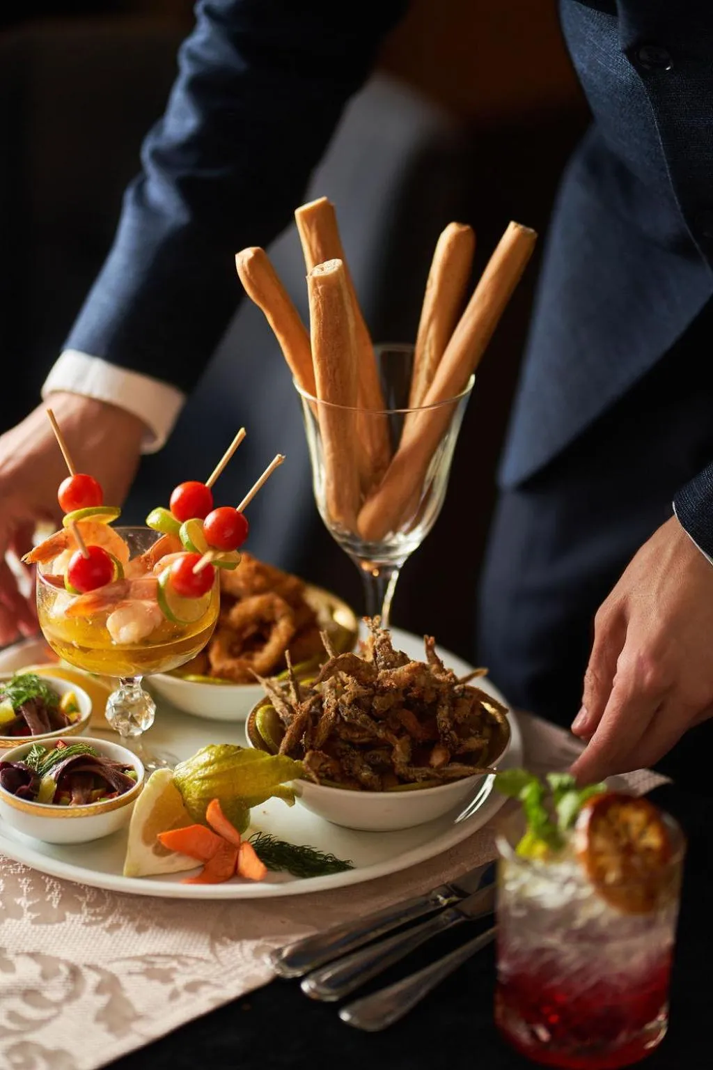 Food and drinks in Le Metropole Luxury Heritage Hotel Since 1902 by Paradise Inn Group