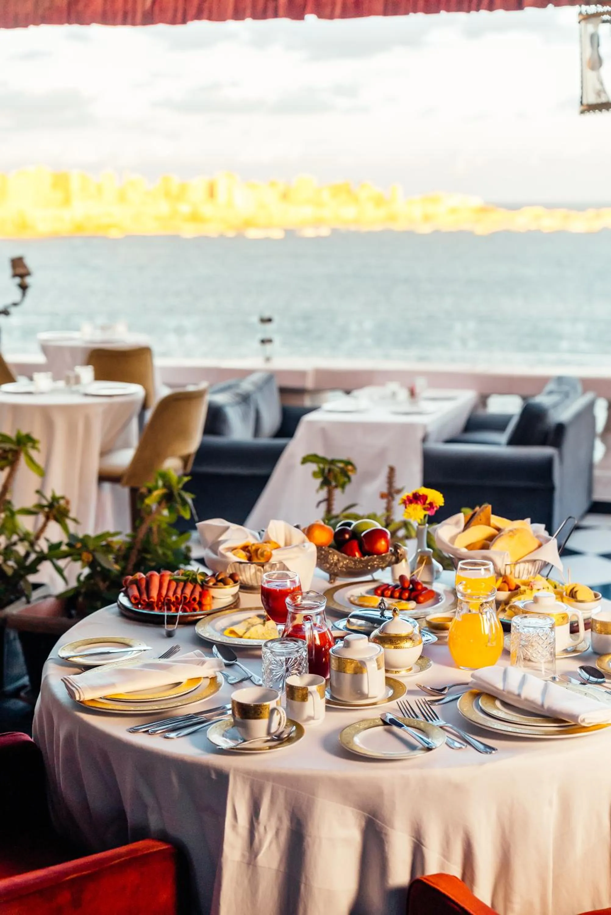 Restaurant/places to eat in Le Metropole Luxury Heritage Hotel Since 1902 by Paradise Inn Group