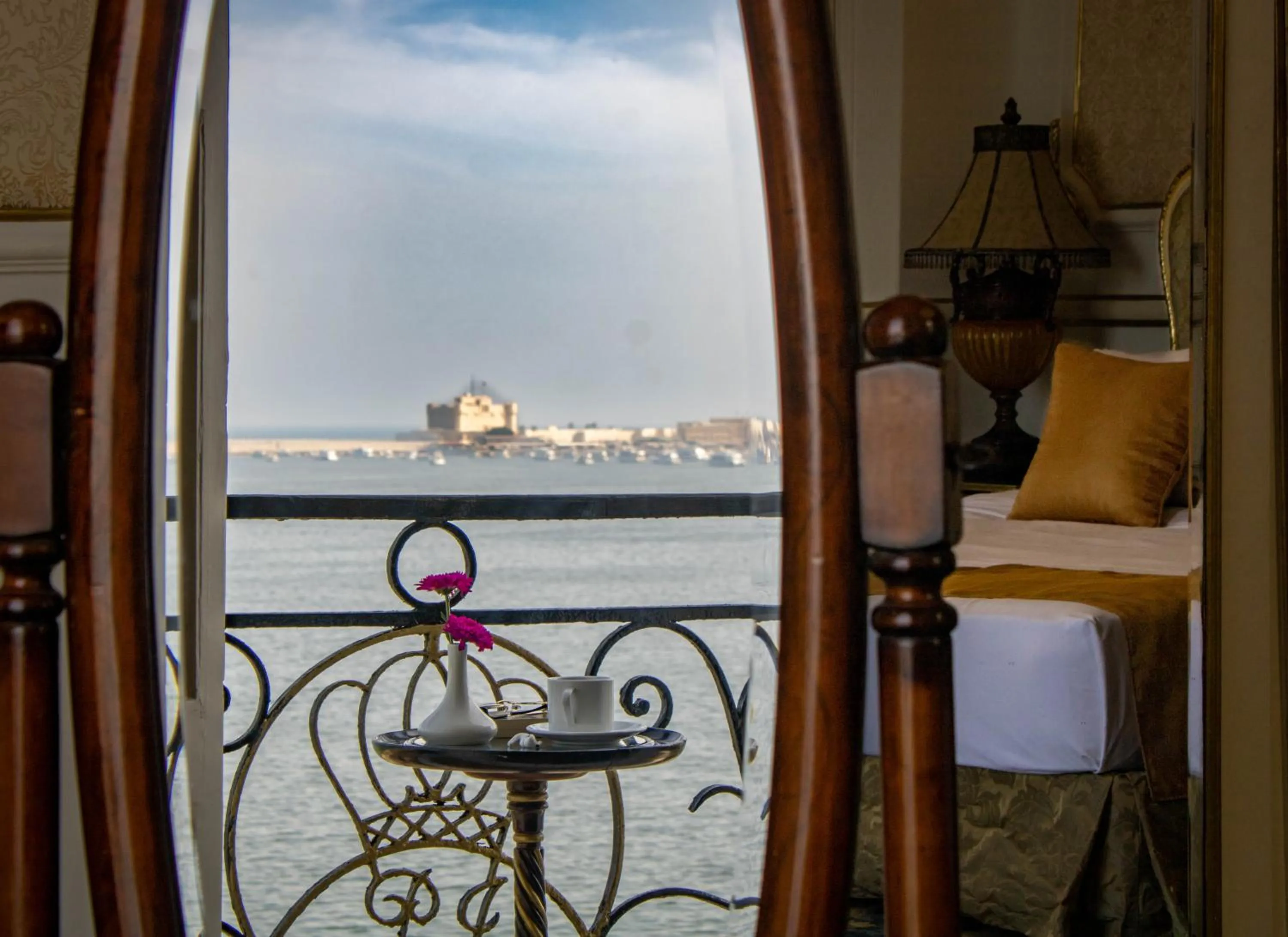 Balcony/Terrace in Windsor Palace Luxury Heritage Hotel Since 1906 by Paradise Inn Group