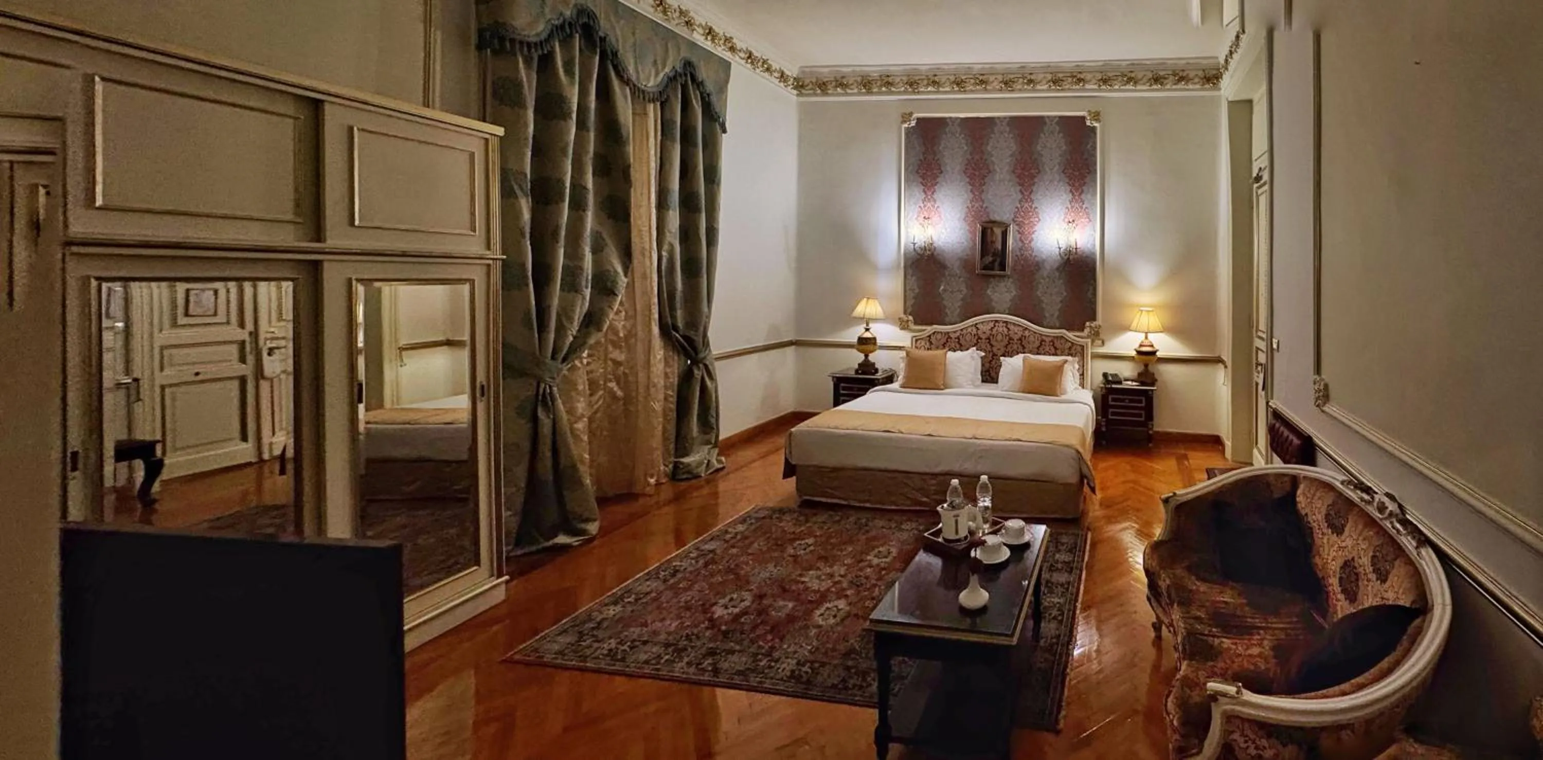 Photo of the whole room, Bed in Windsor Palace Luxury Heritage Hotel Since 1906 by Paradise Inn Group