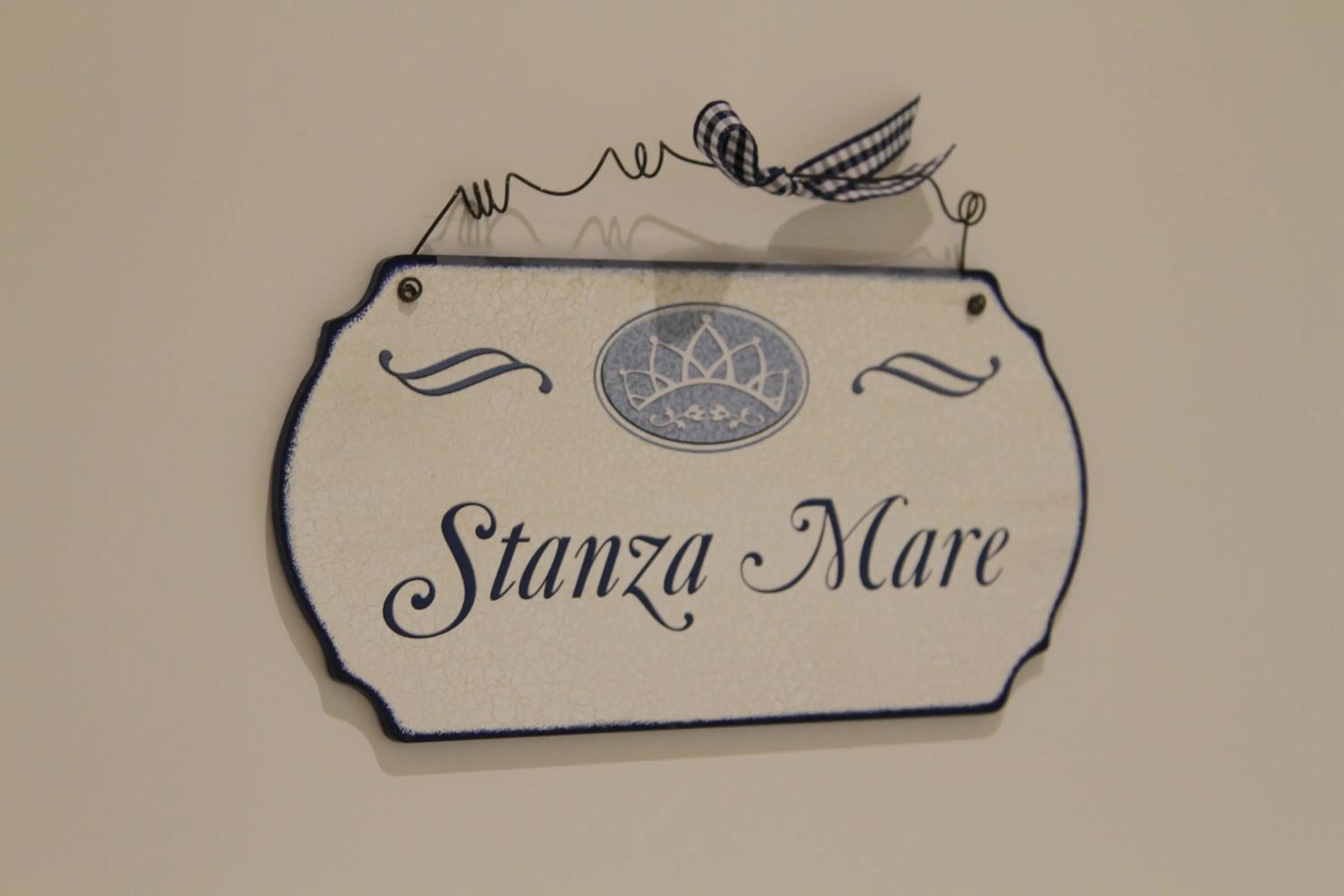 Decorative detail in B&B I Propilei di San Girolamo