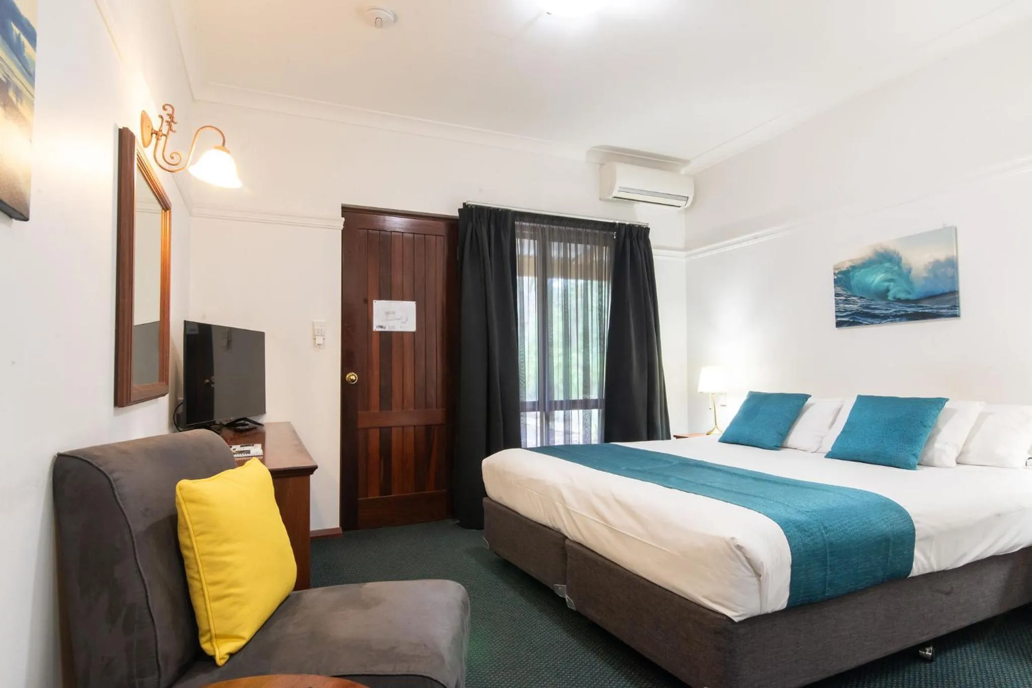 Bed in Grande Escape Resort