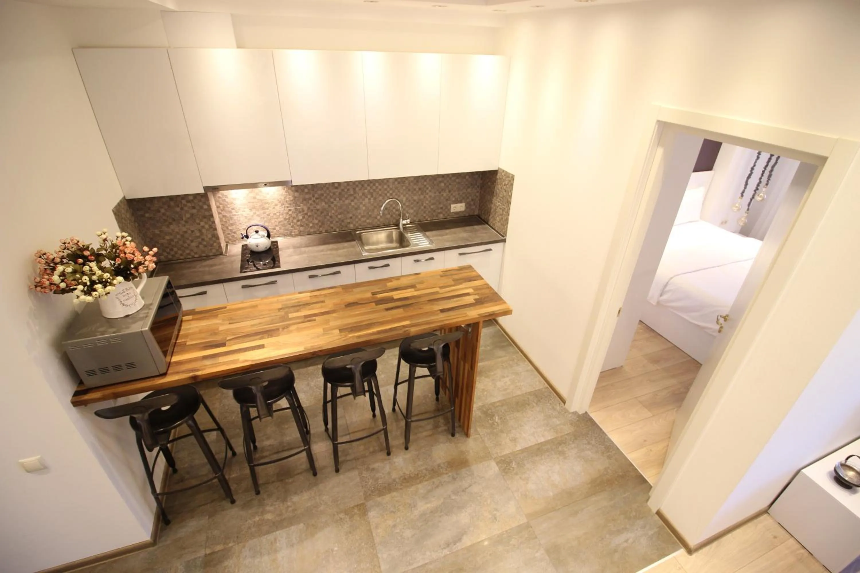 Kitchen or kitchenette in Maxela Apartments