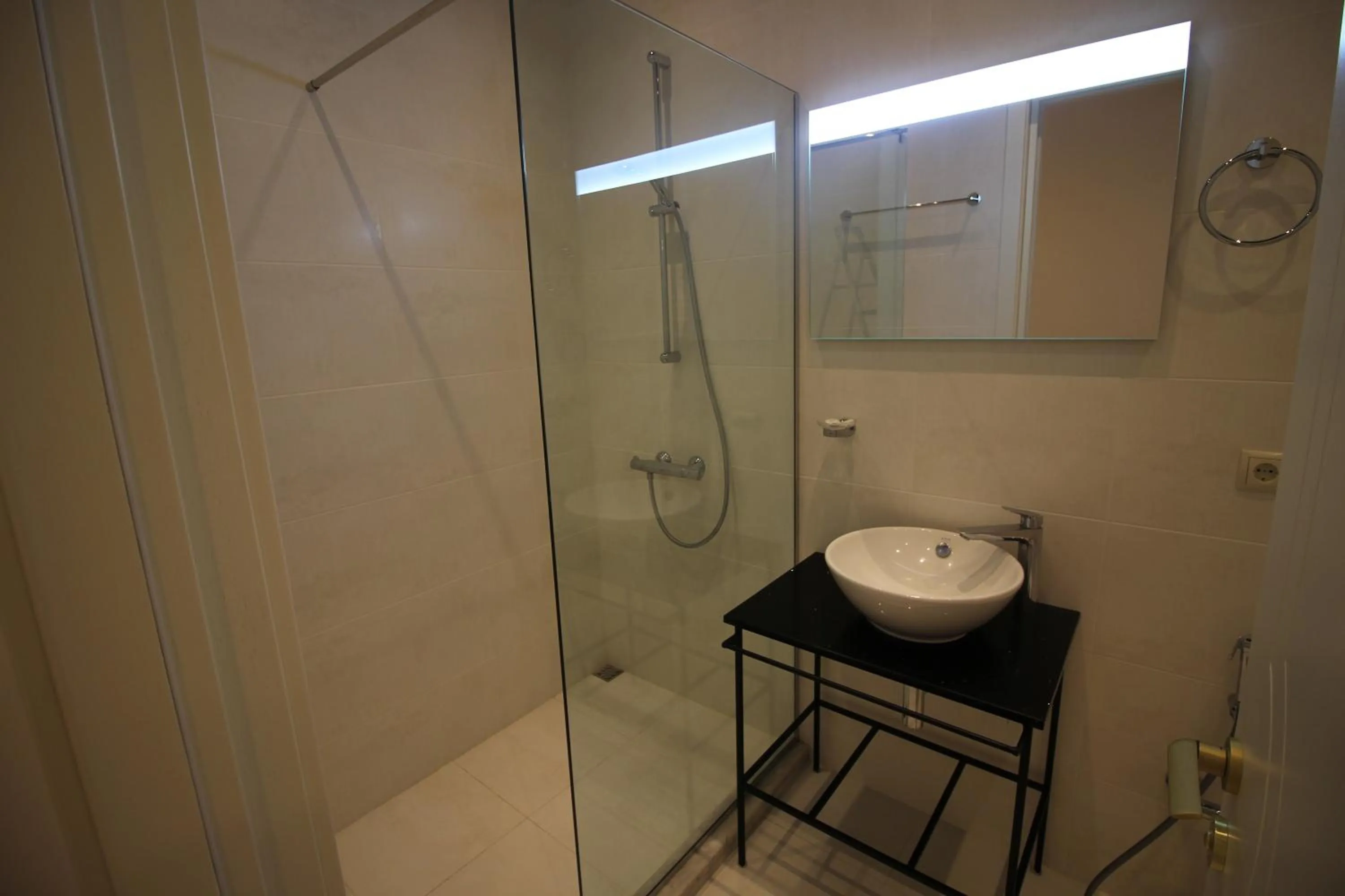 Bathroom in Maxela Apartments