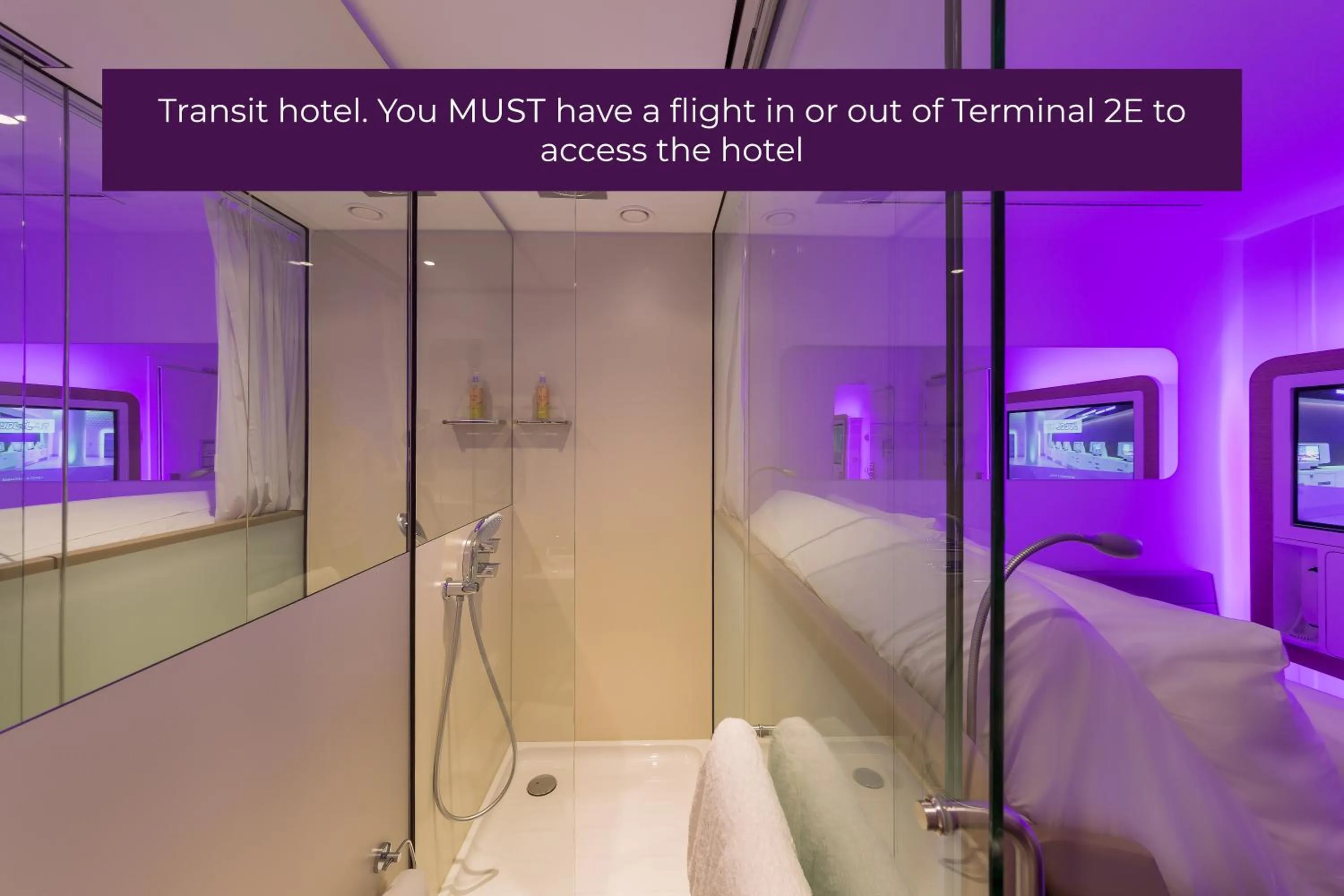 Shower in YOTELAIR Paris CDG - Transit Hotel - Terminal 2E