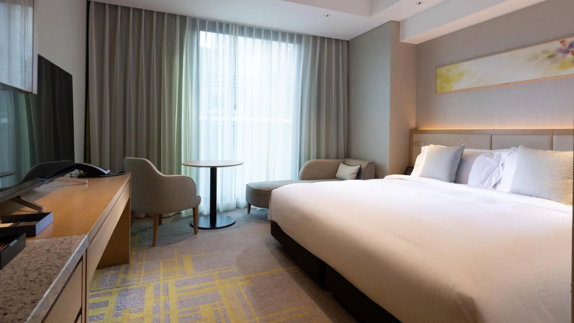 Photo of the whole room, Bed in Miyako Hotel Hakata