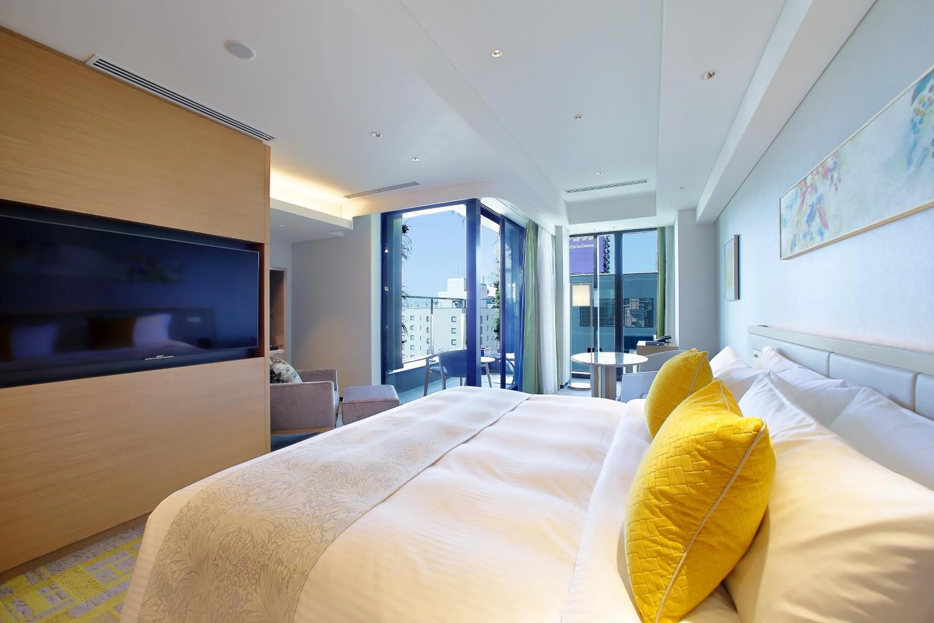 Photo of the whole room, Bed in Miyako Hotel Hakata