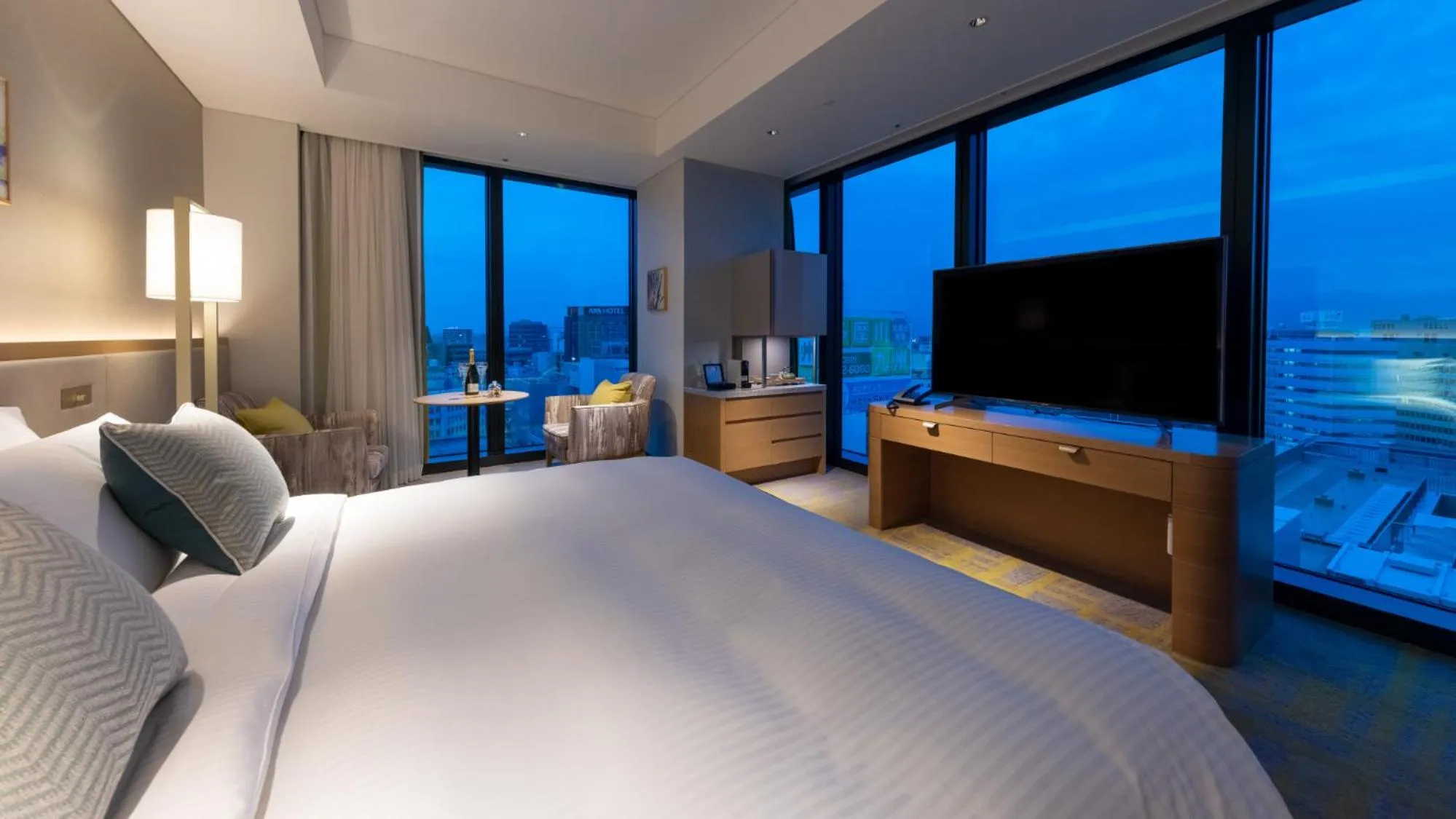 Photo of the whole room, Bed in Miyako Hotel Hakata