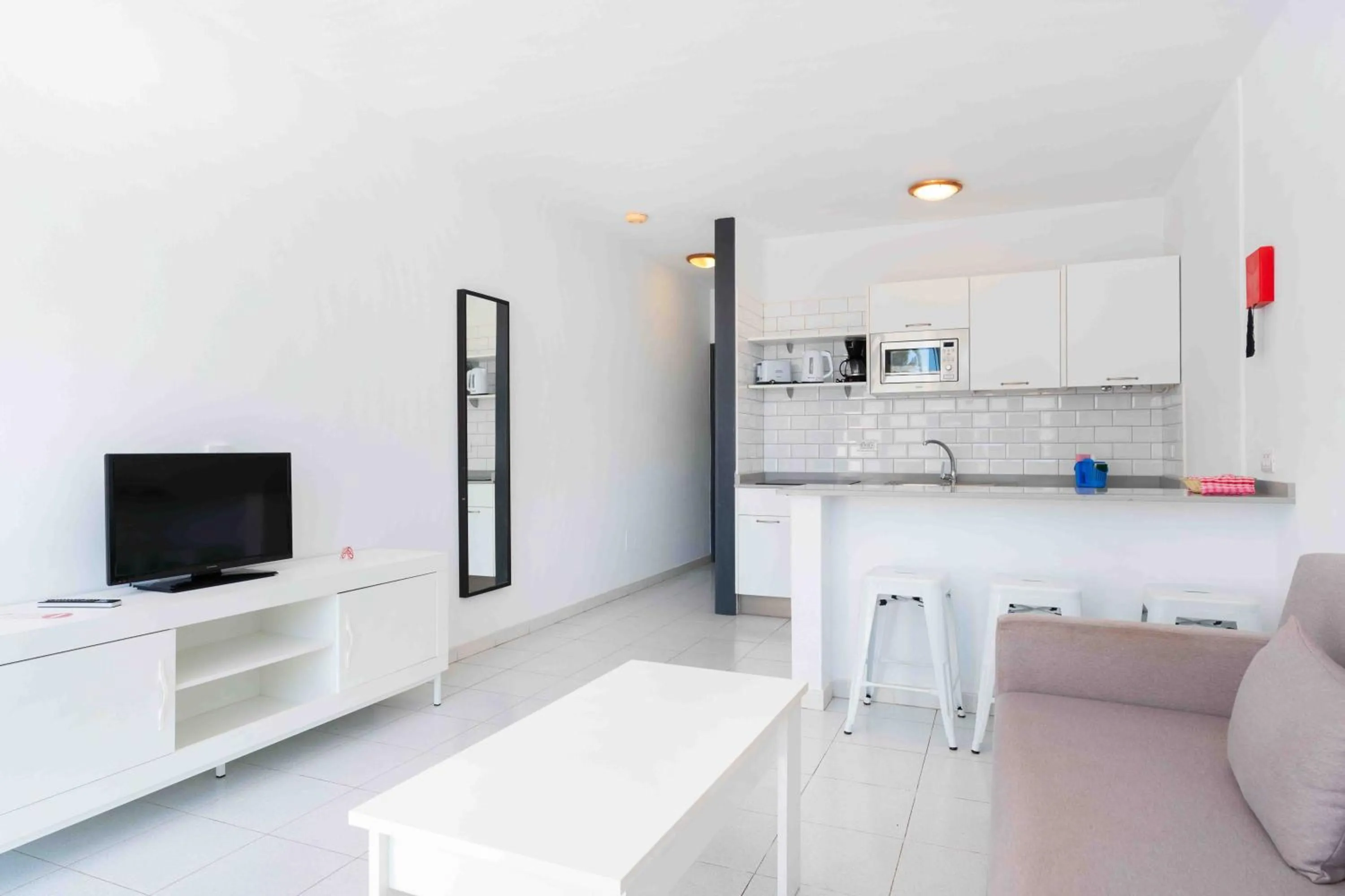 TV and multimedia in Apartamentos Jable Bermudas