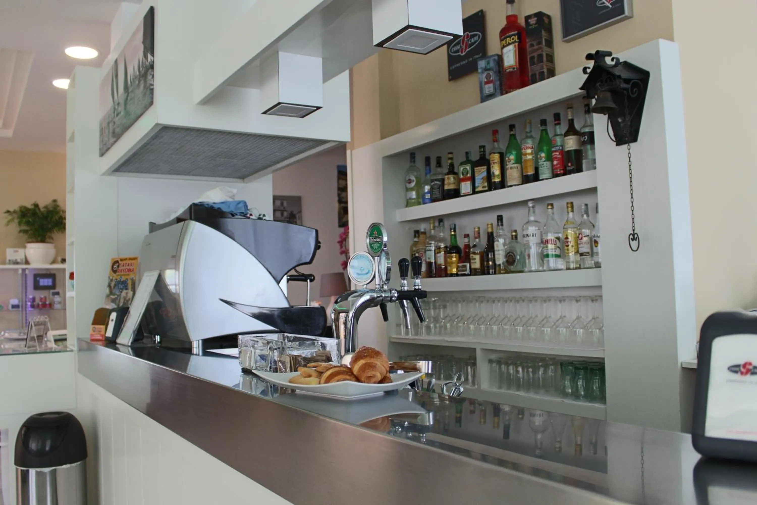 Lounge or bar in Hotel Manuela