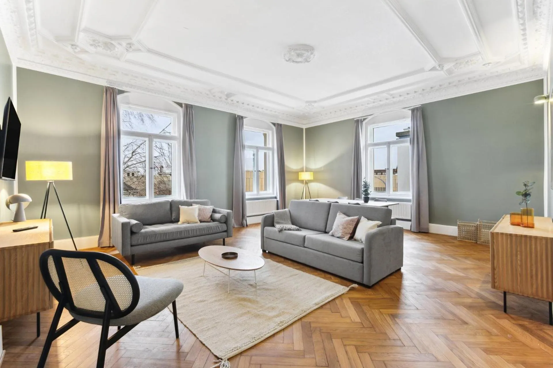 TV and multimedia in Limehome Dresden Antonstraße