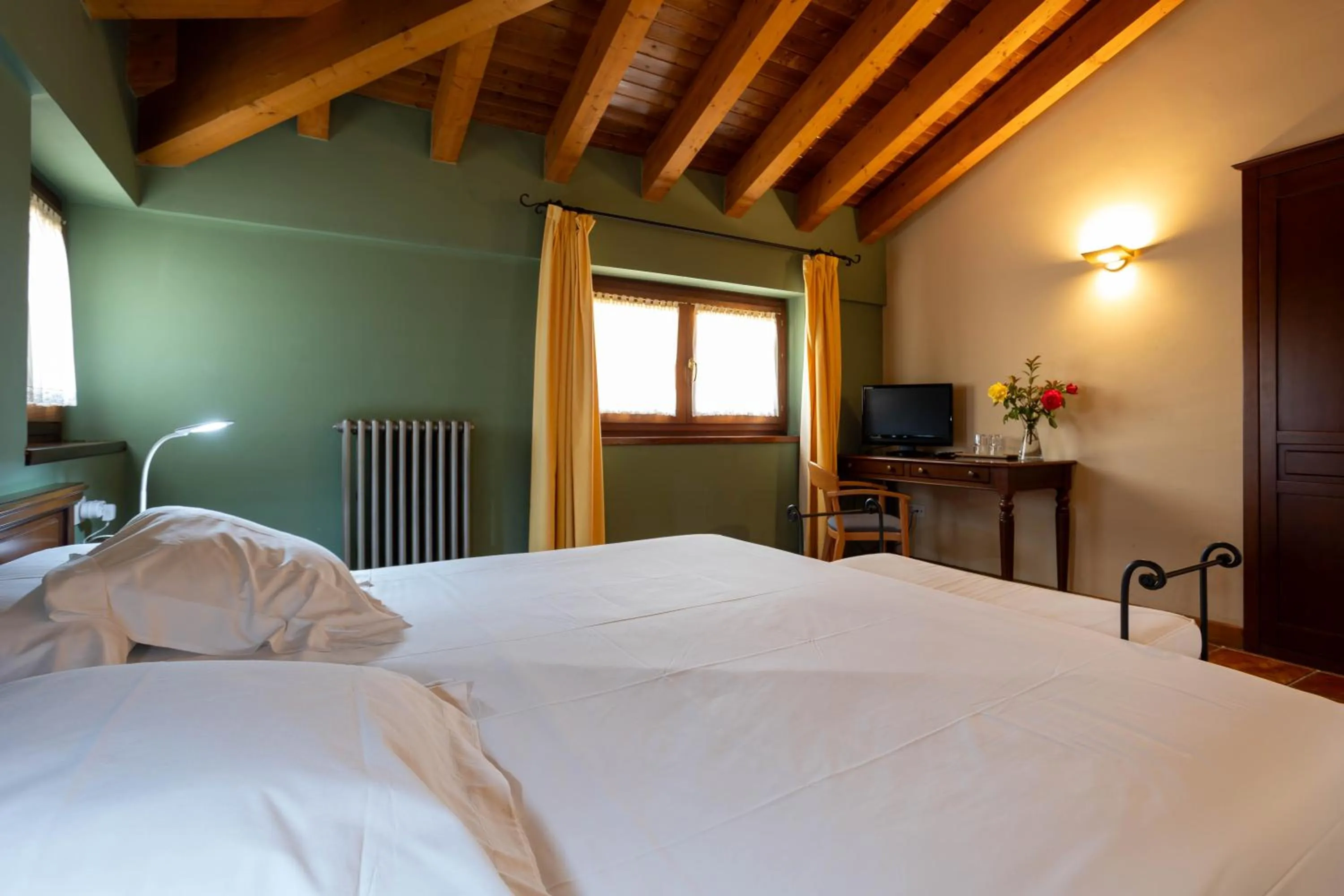 Bed in Hotel Villa de Ábalos