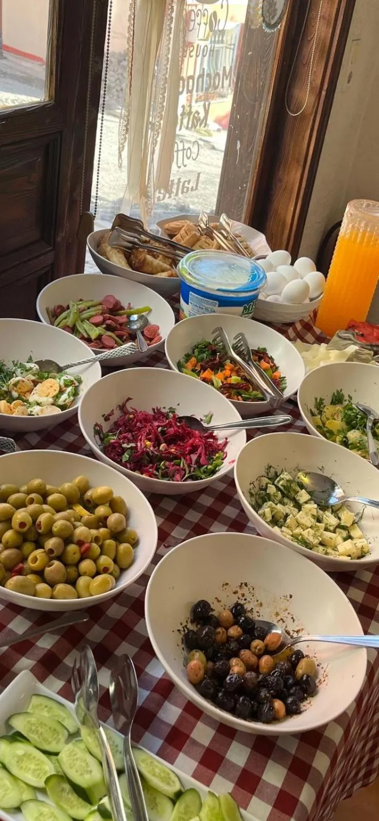 Buffet breakfast in Anadolu Hotel