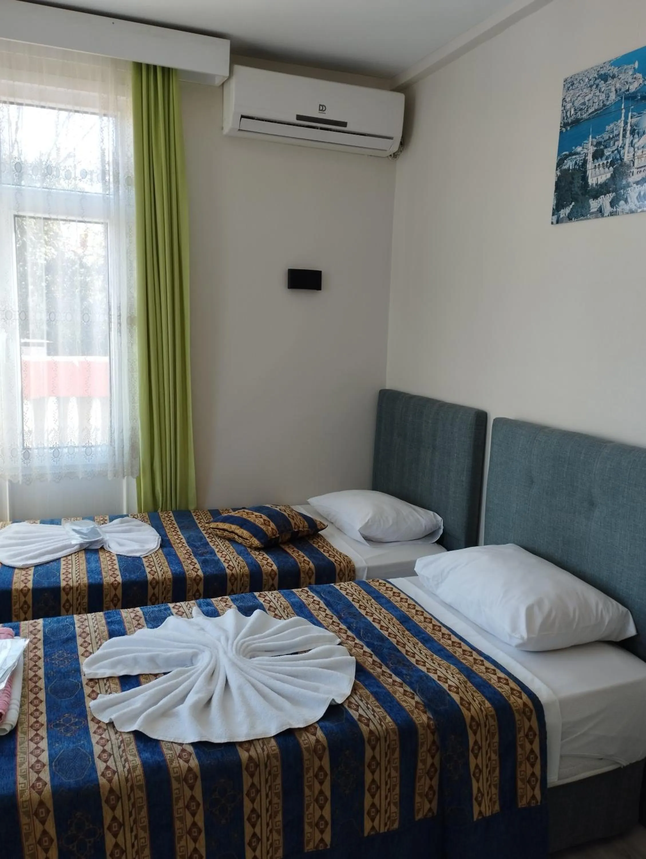 Bed in Anadolu Hotel