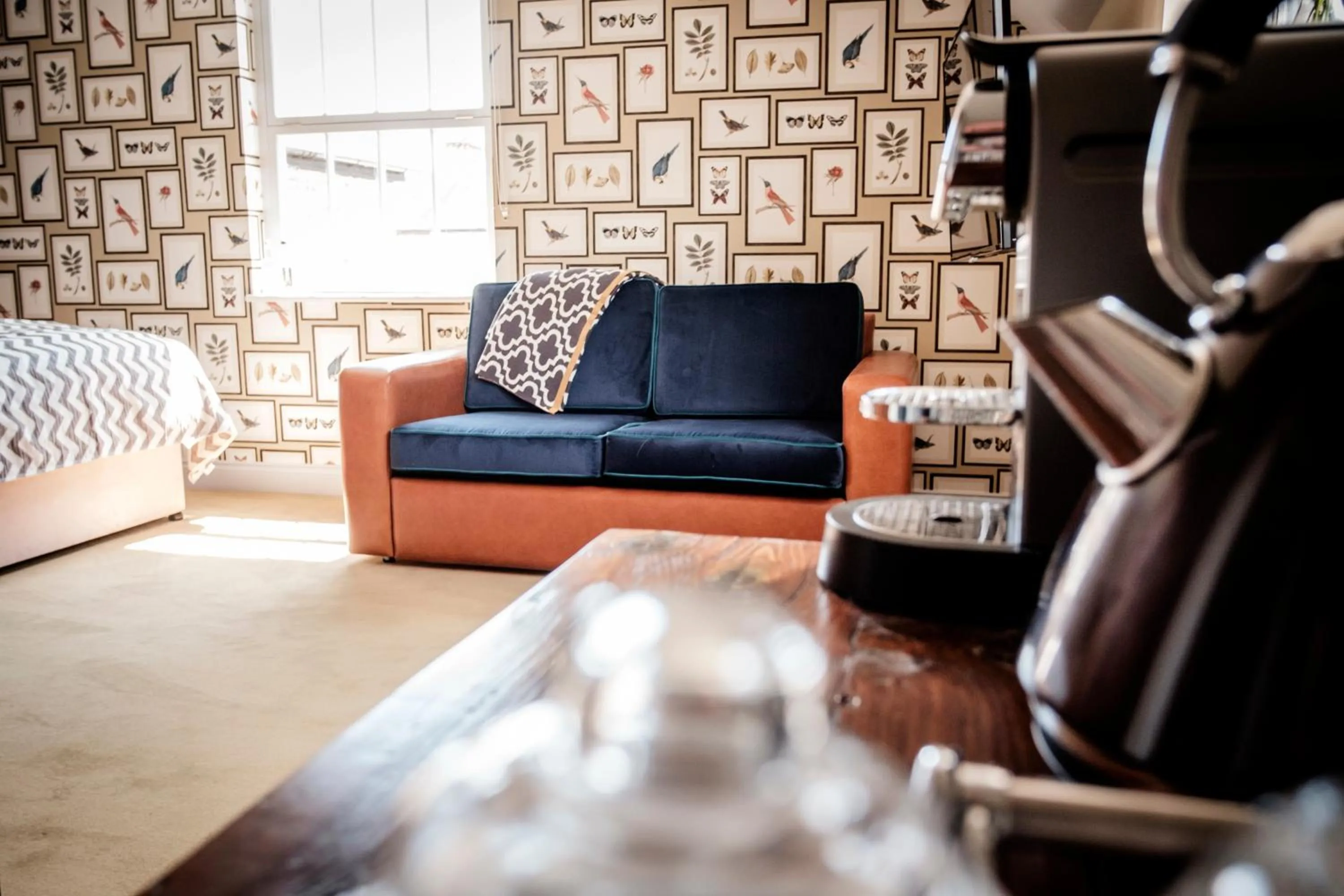 Photo of the whole room in The Queen's Head