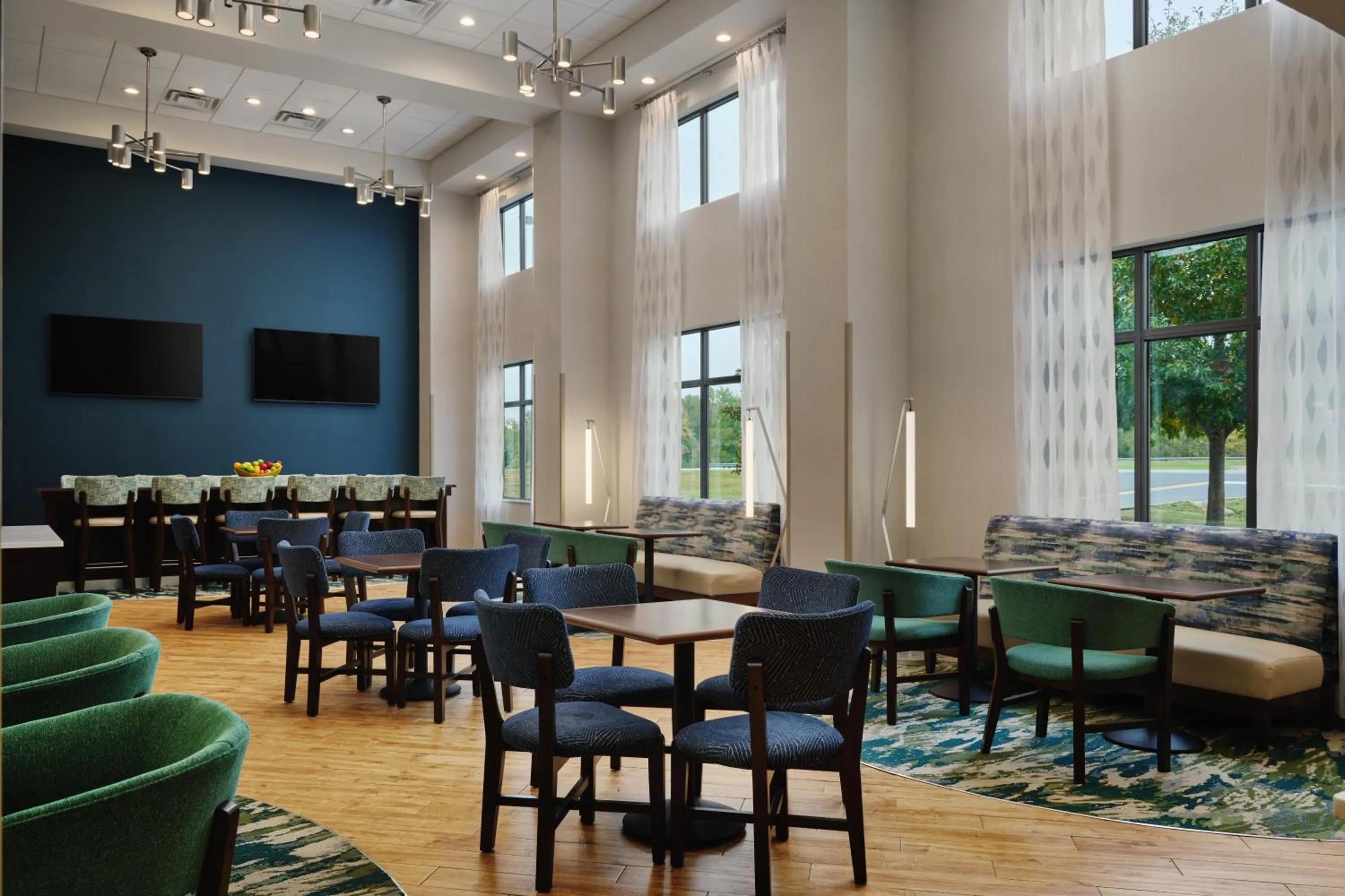 Breakfast in Hampton Inn Waynesboro