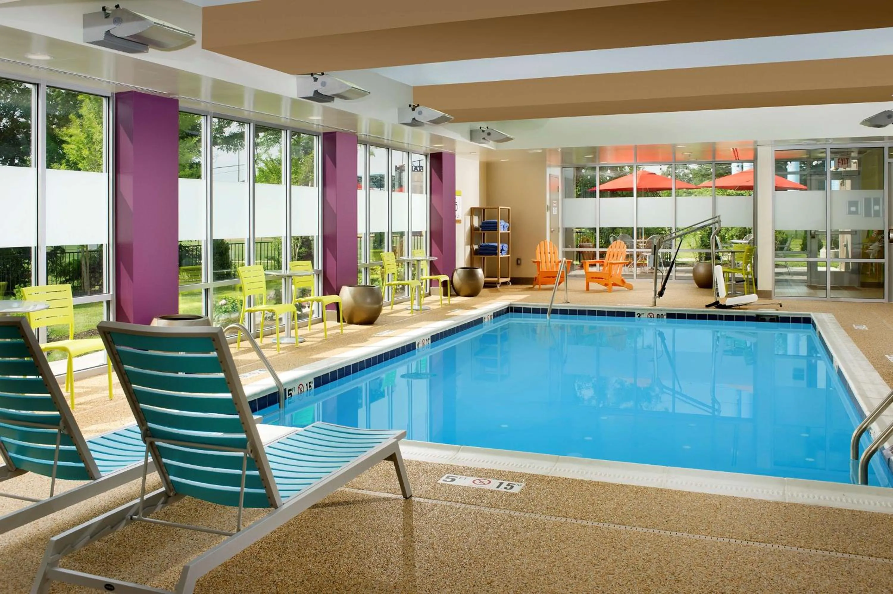 Pool view in Home2 Suites by Hilton Arundel Mills BWI Airport