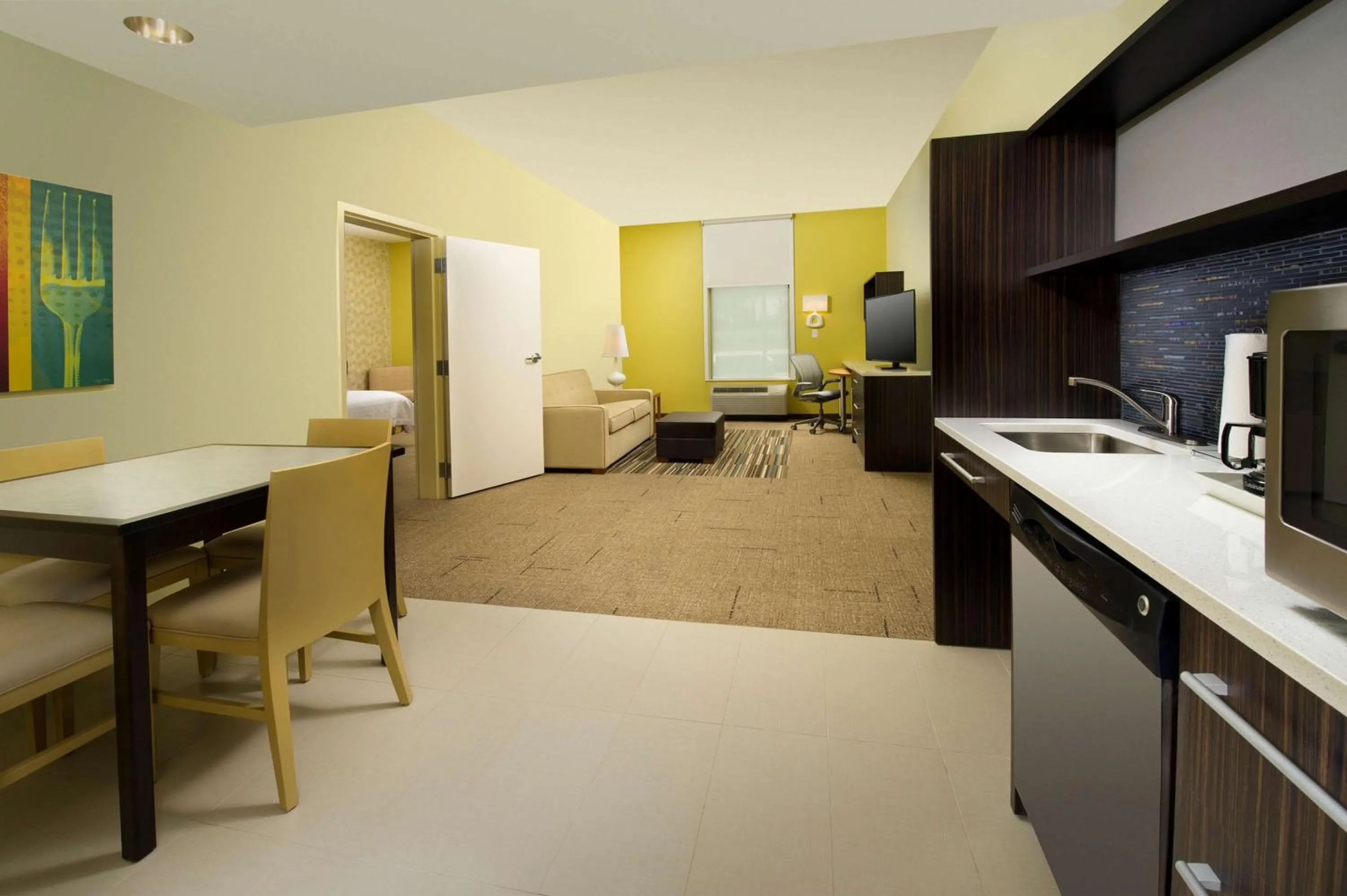 Kitchen or kitchenette in Home2 Suites by Hilton Arundel Mills BWI Airport